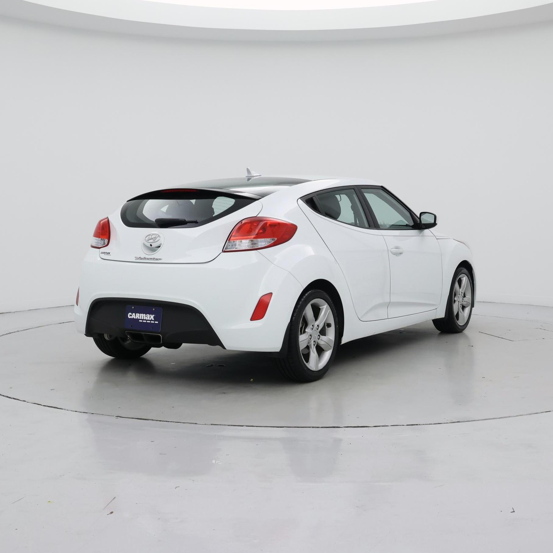 Thumbnail: 2015 Hyundai Veloster - 8