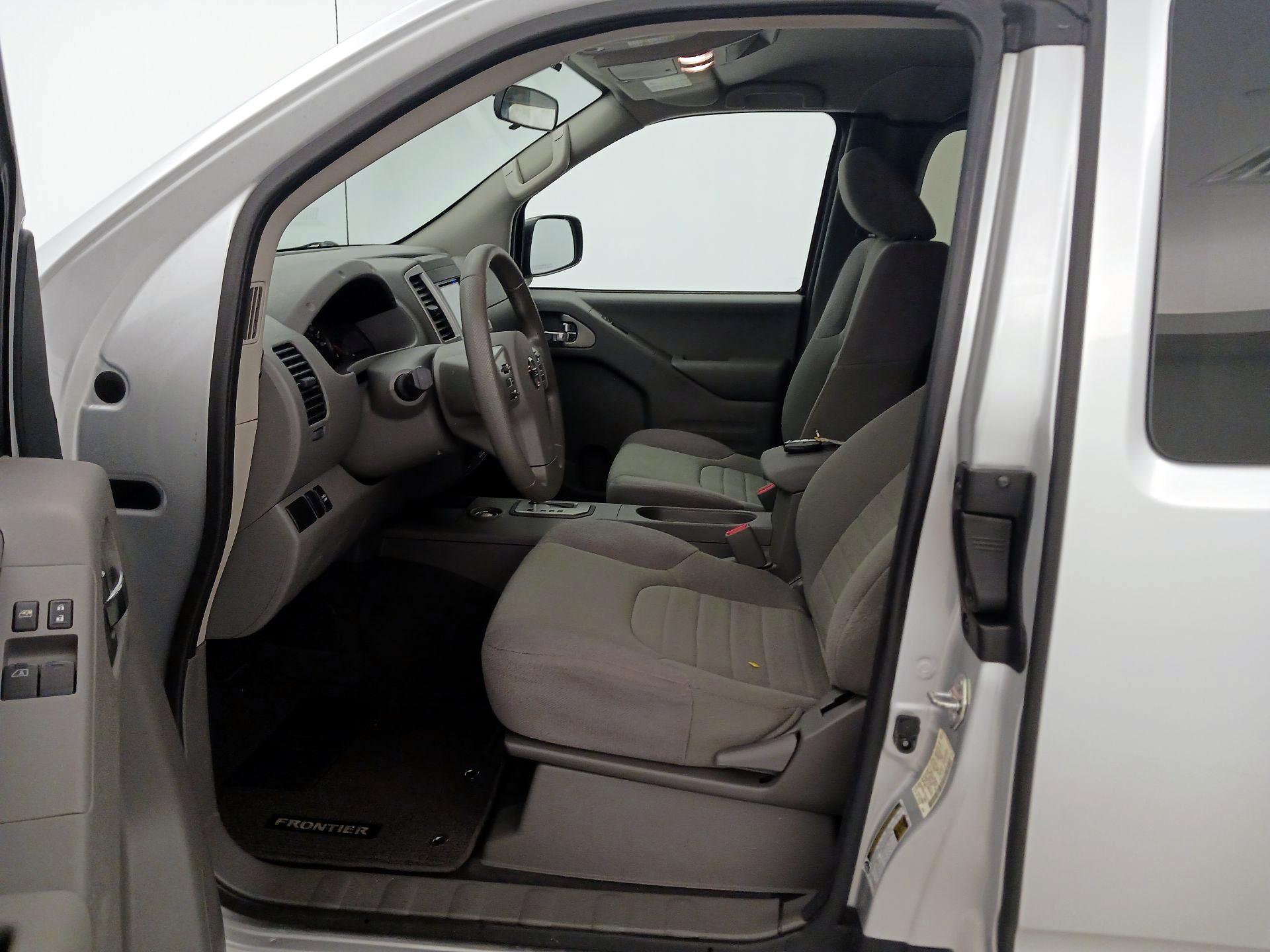 Thumbnail: 2020 Nissan Frontier - 11