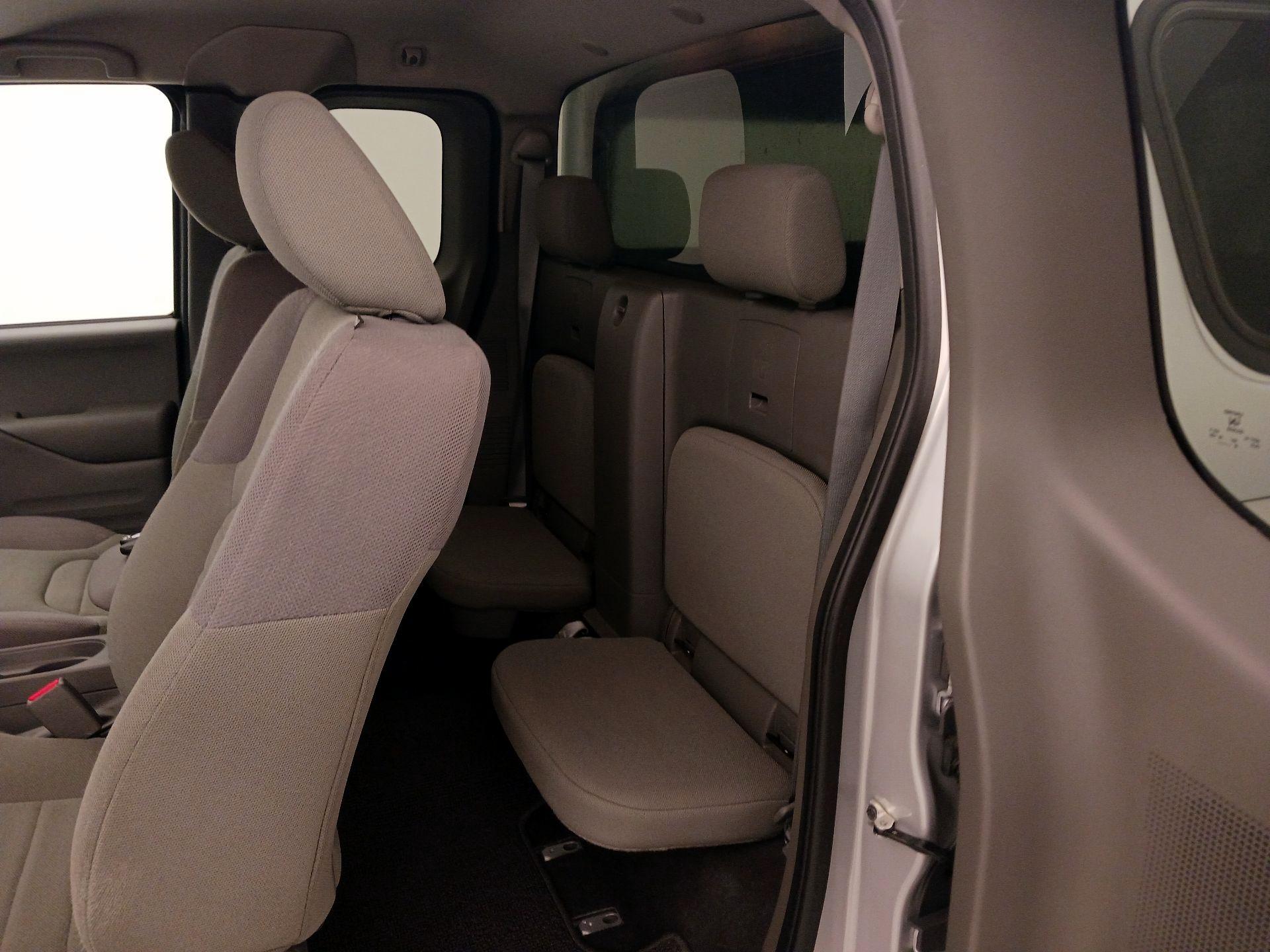 Thumbnail: 2020 Nissan Frontier - 19