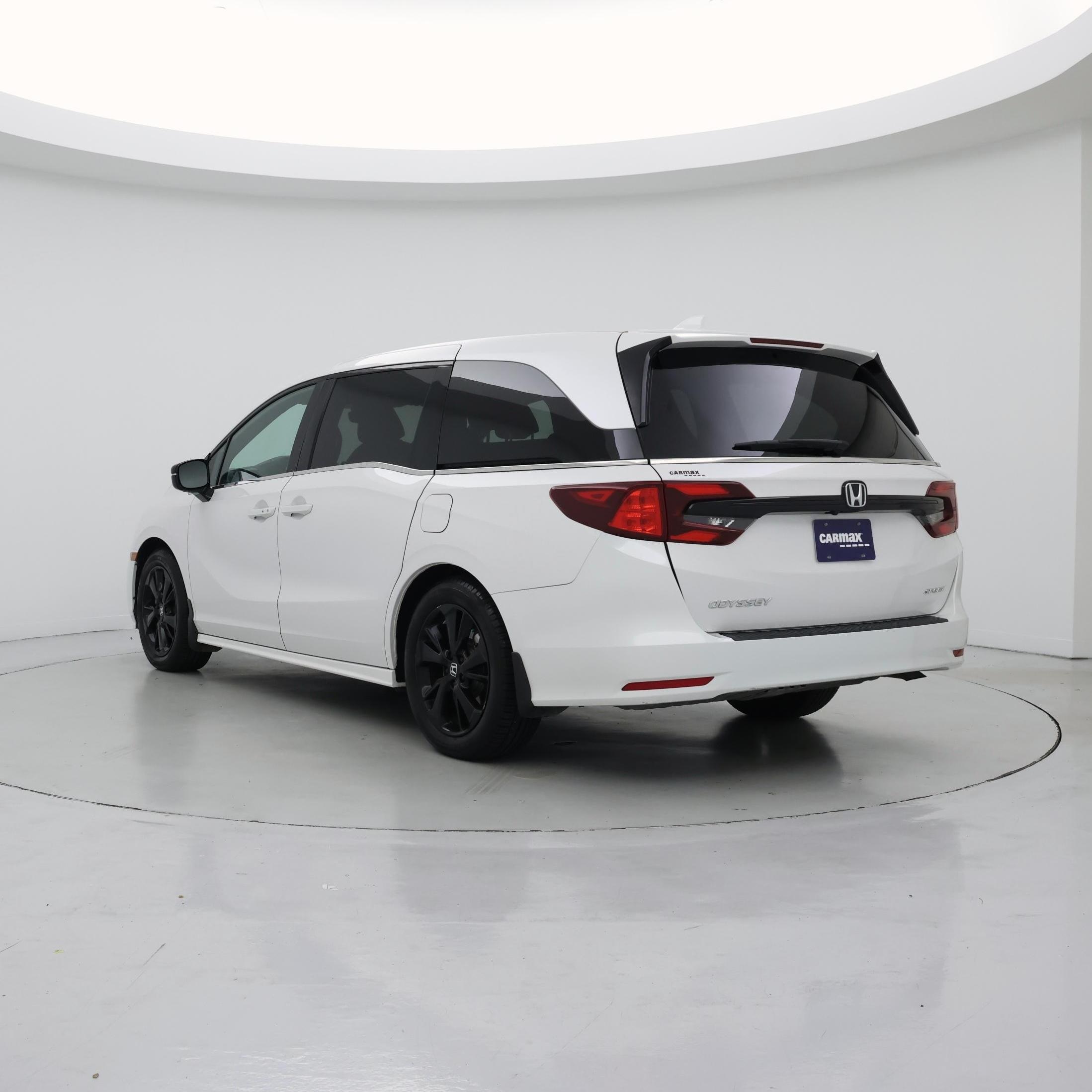 Thumbnail: 2023 Honda Odyssey - 2