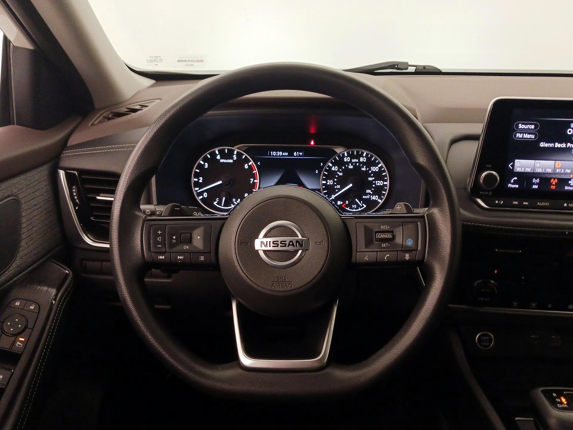 Thumbnail: 2021 Nissan Rogue - 10