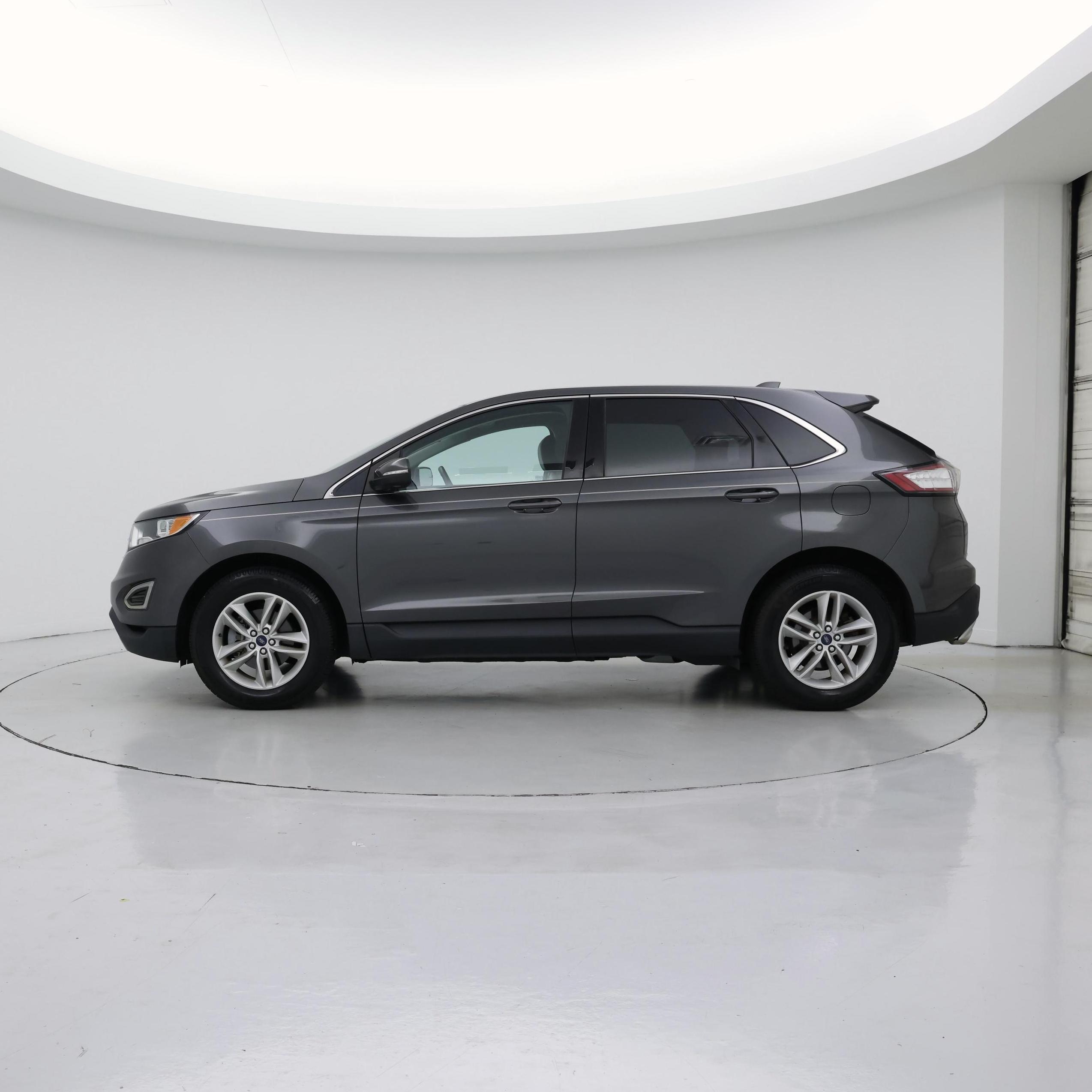 Thumbnail: 2018 Ford Edge - 3
