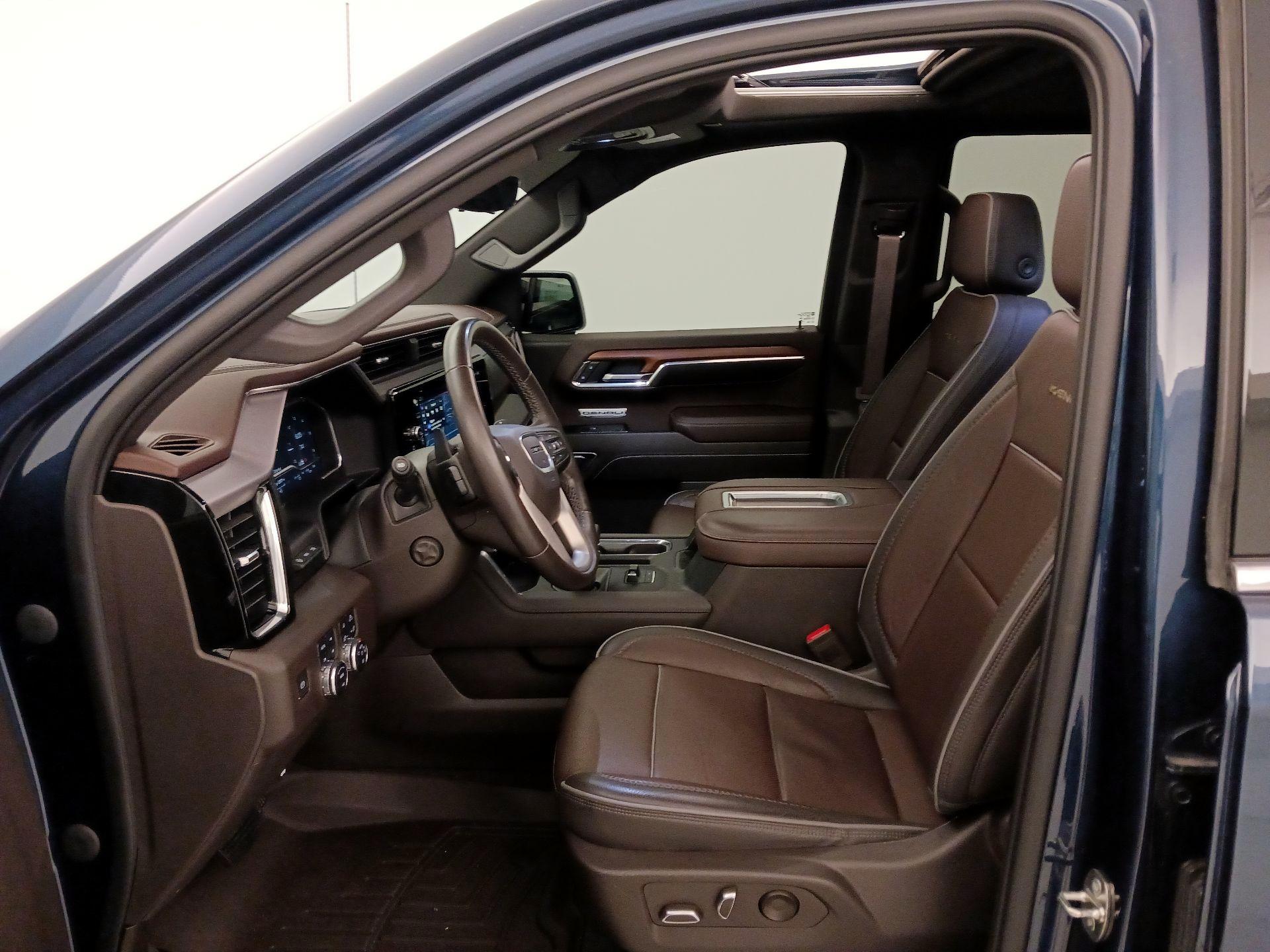 Thumbnail: 2022 GMC Sierra 1500 - 11