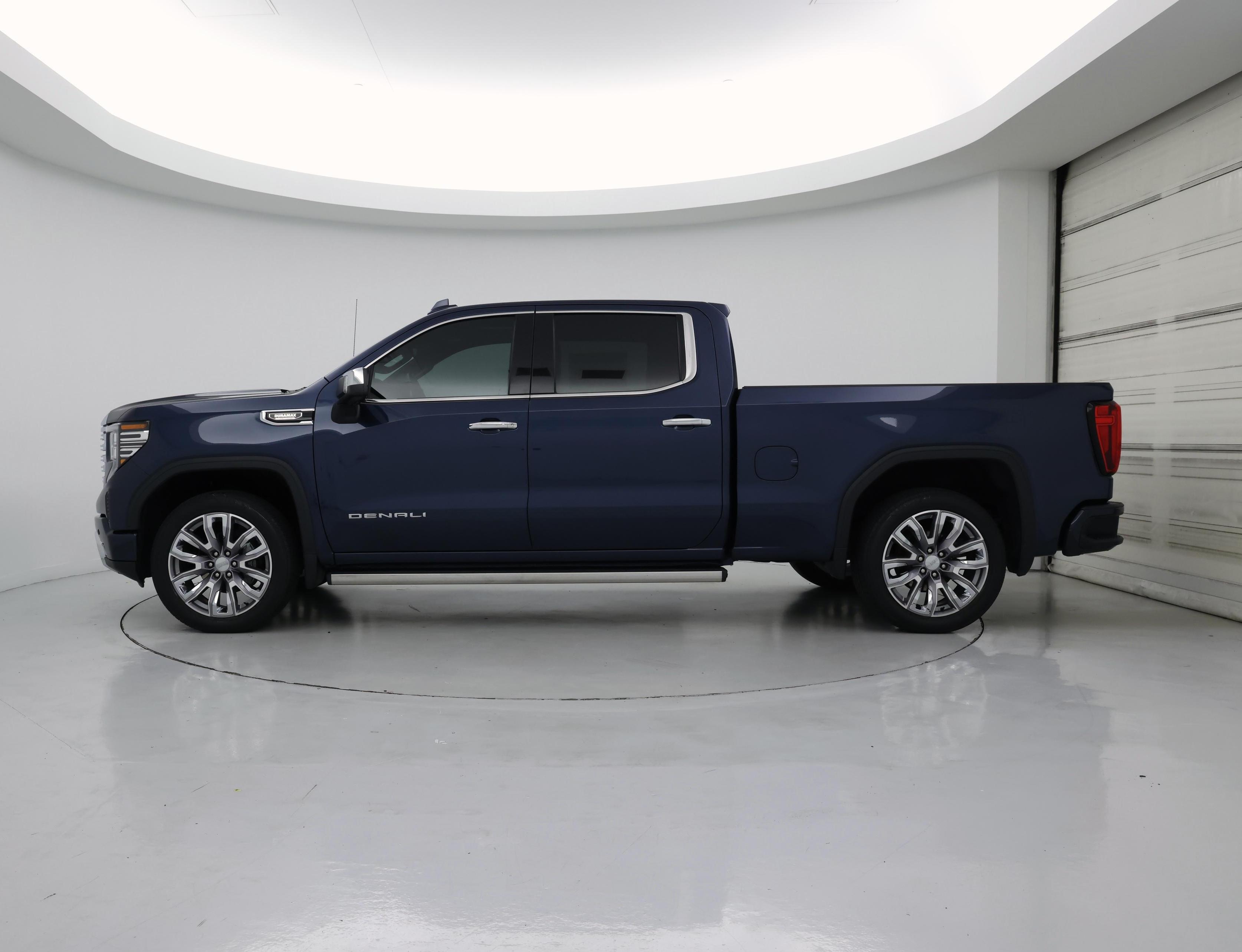 Thumbnail: 2022 GMC Sierra 1500 - 3