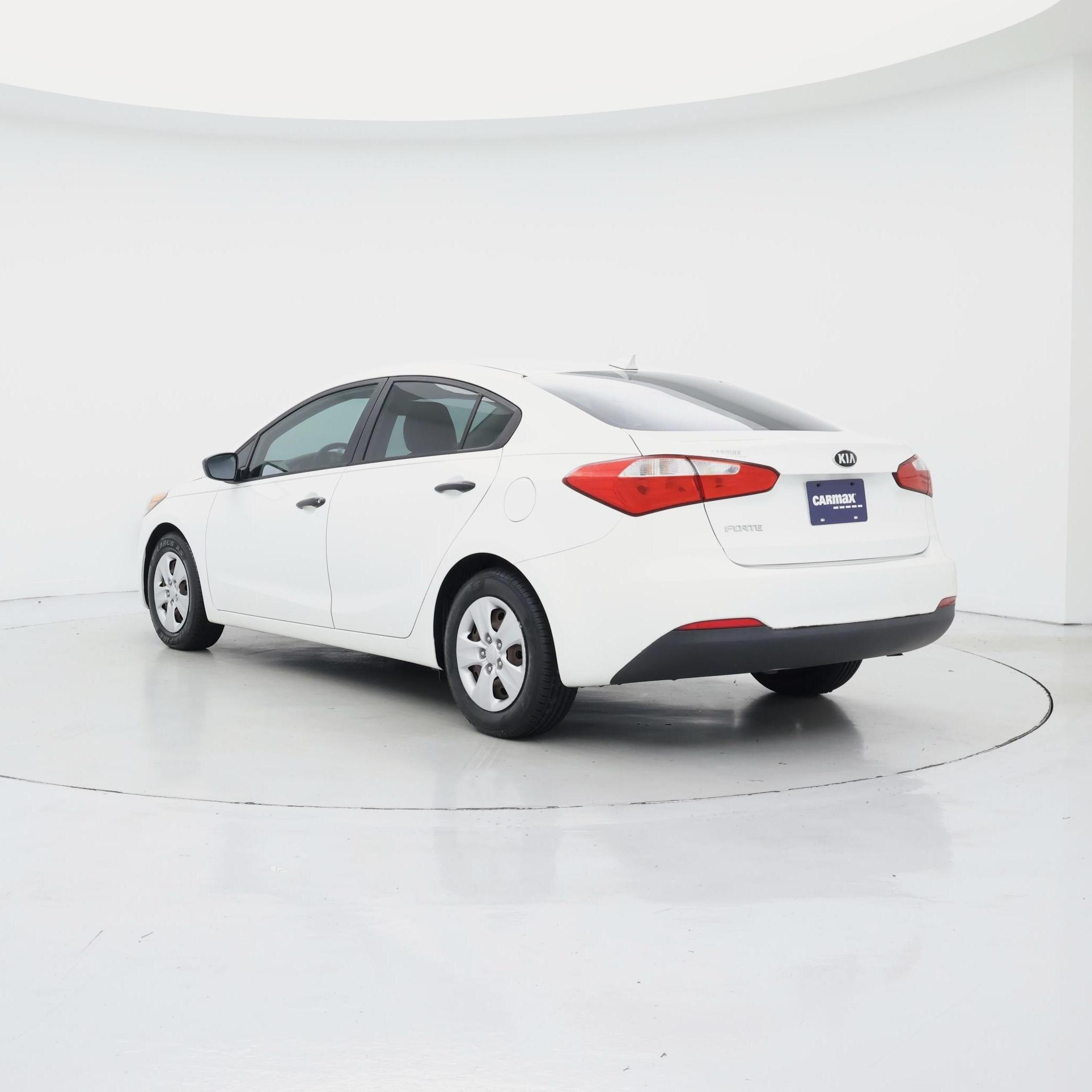 Thumbnail: 2016 Kia Forte - 2