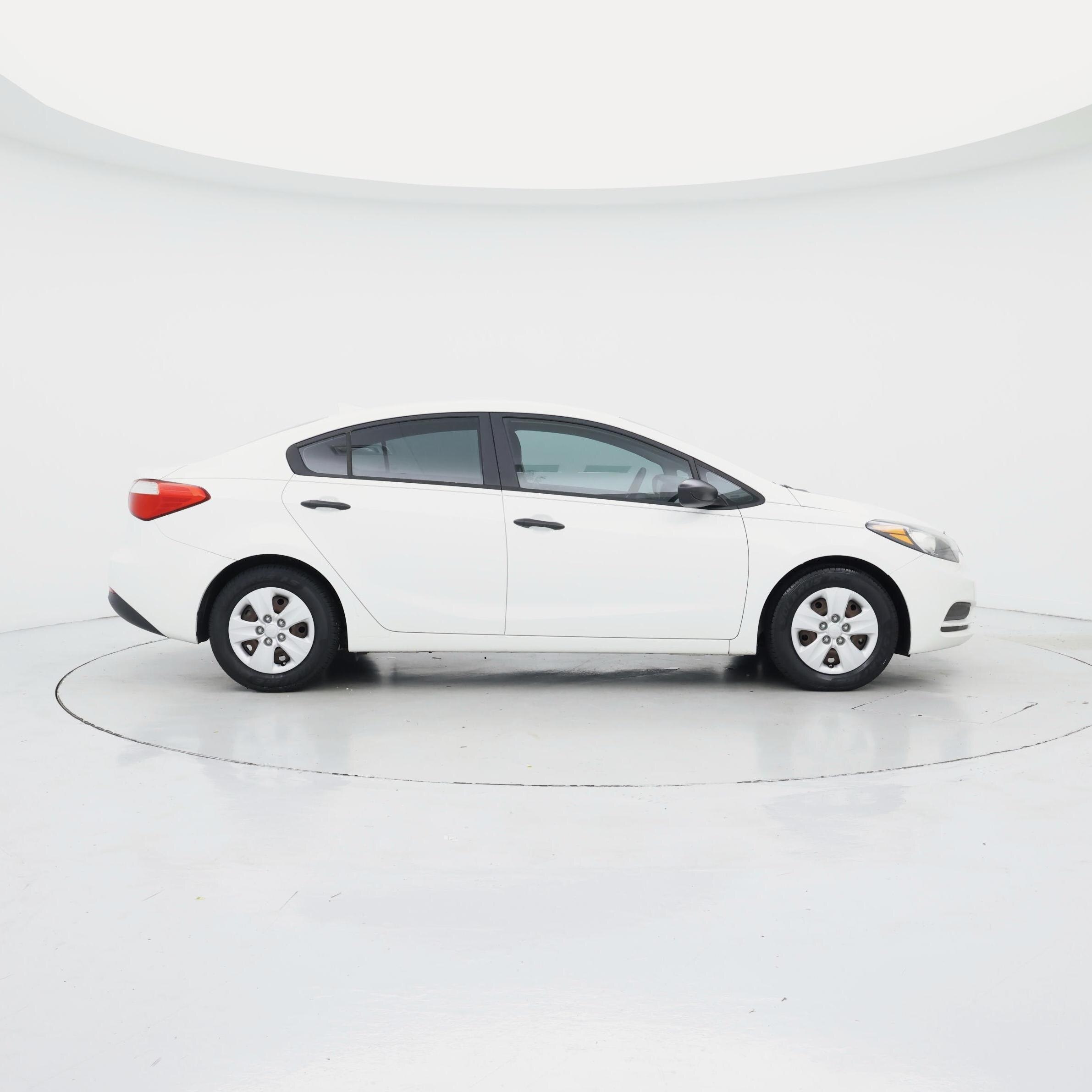 Thumbnail: 2016 Kia Forte - 7