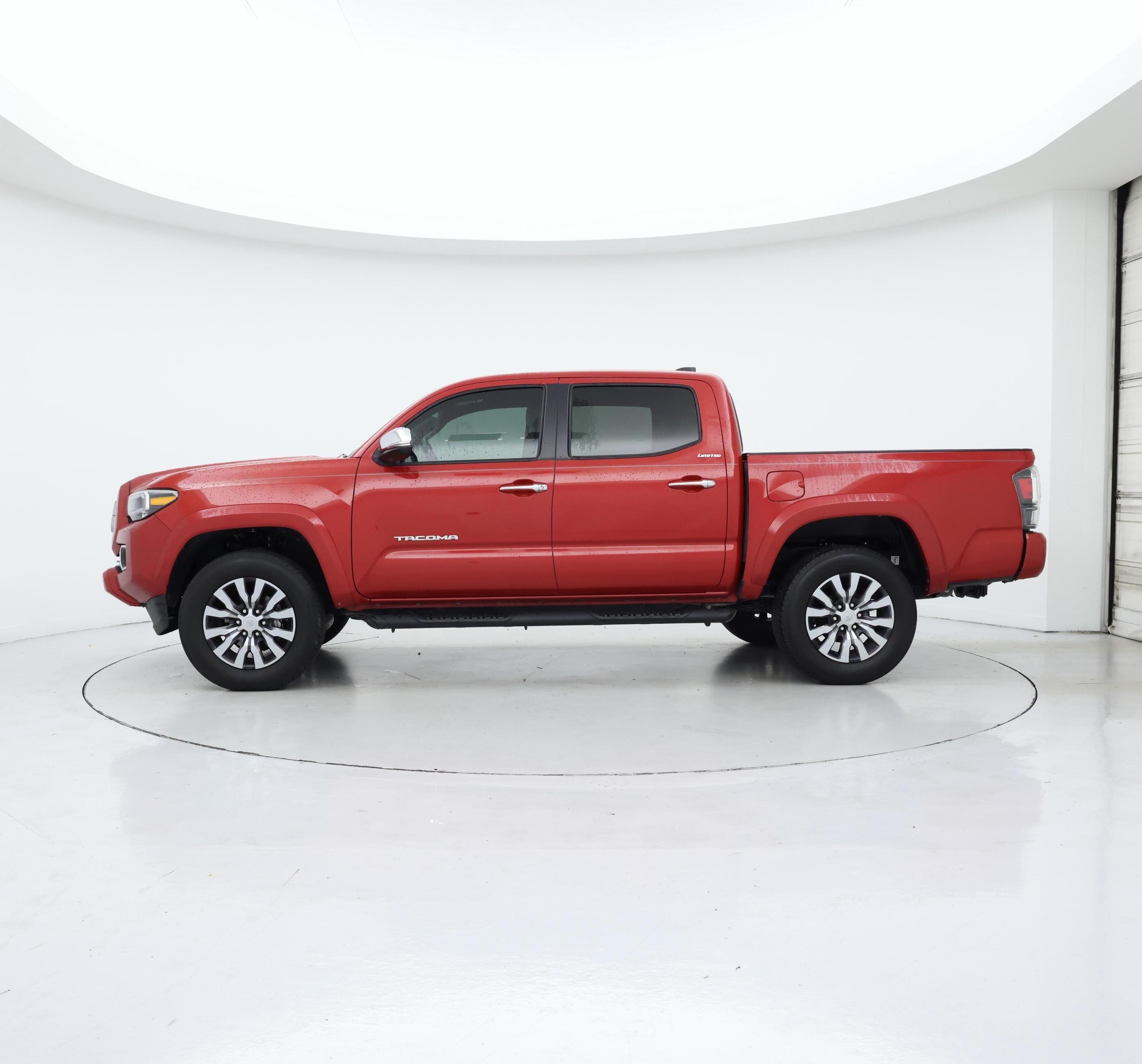 Thumbnail: 2023 Toyota Tacoma - 3