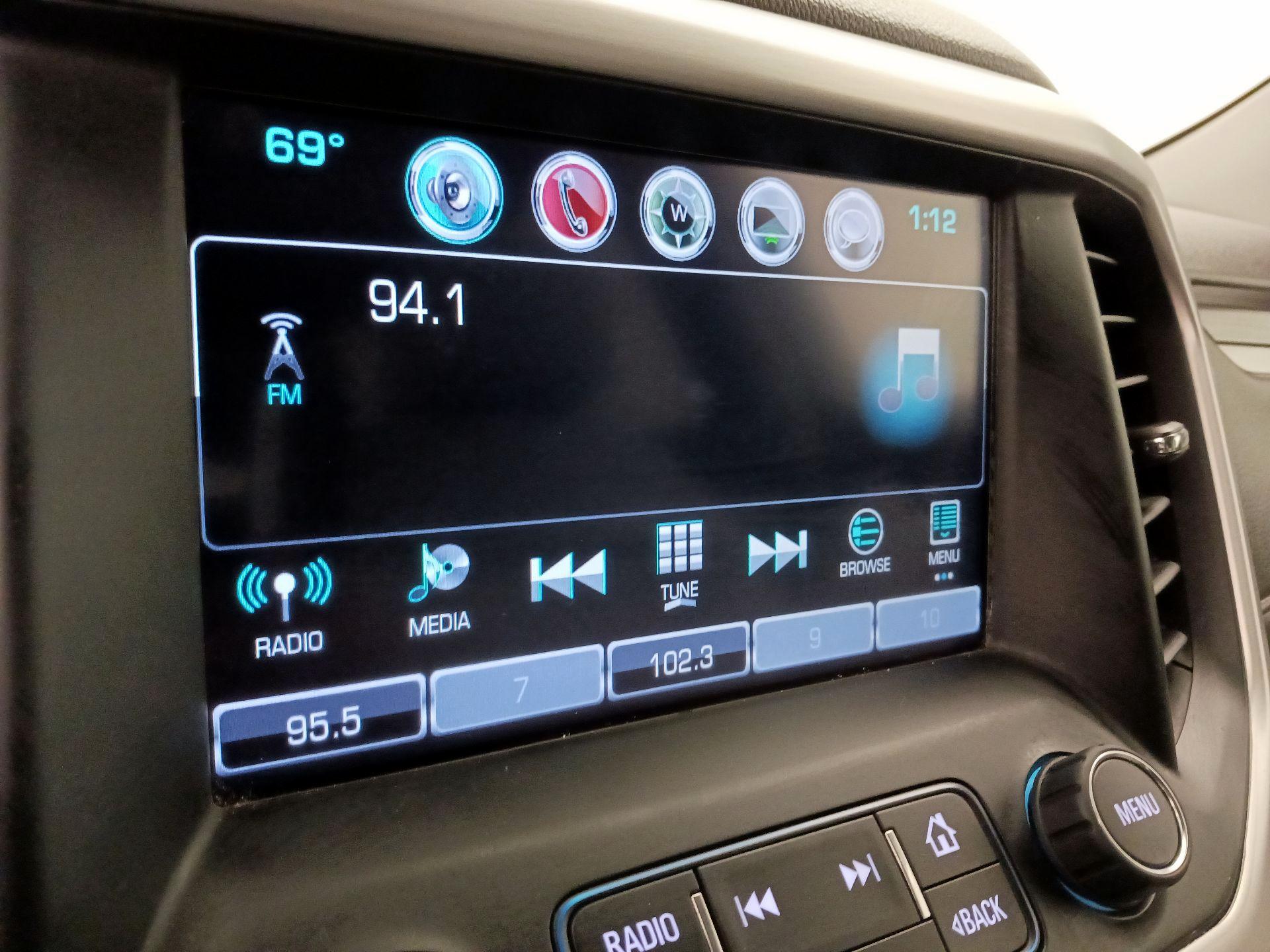 Thumbnail: 2017 GMC Acadia - 16