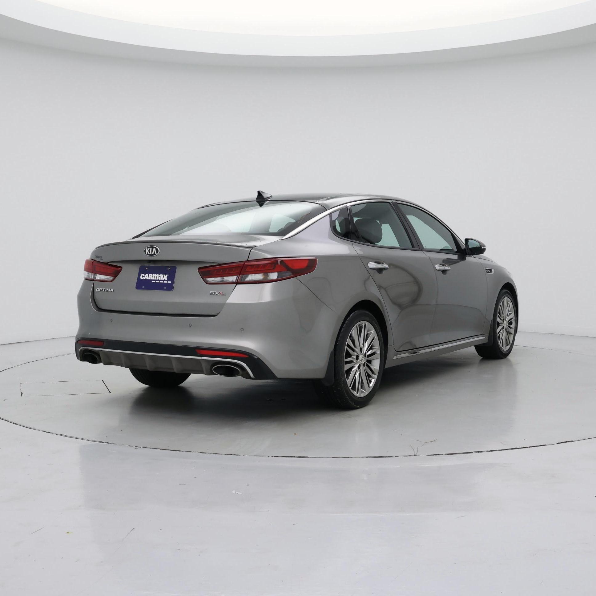 Thumbnail: 2017 Kia Optima - 8