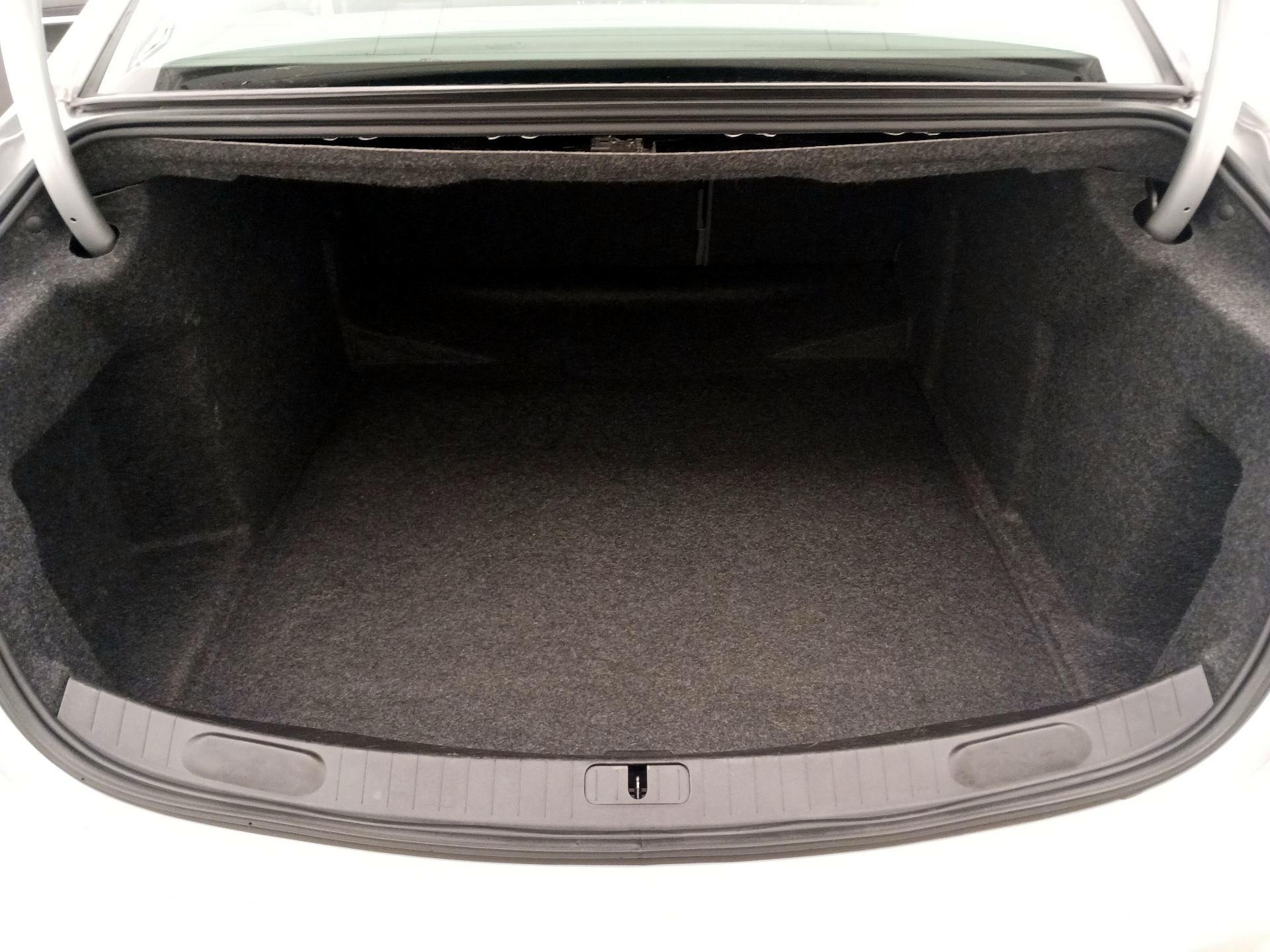 Thumbnail: 2019 Chevrolet Impala - 20