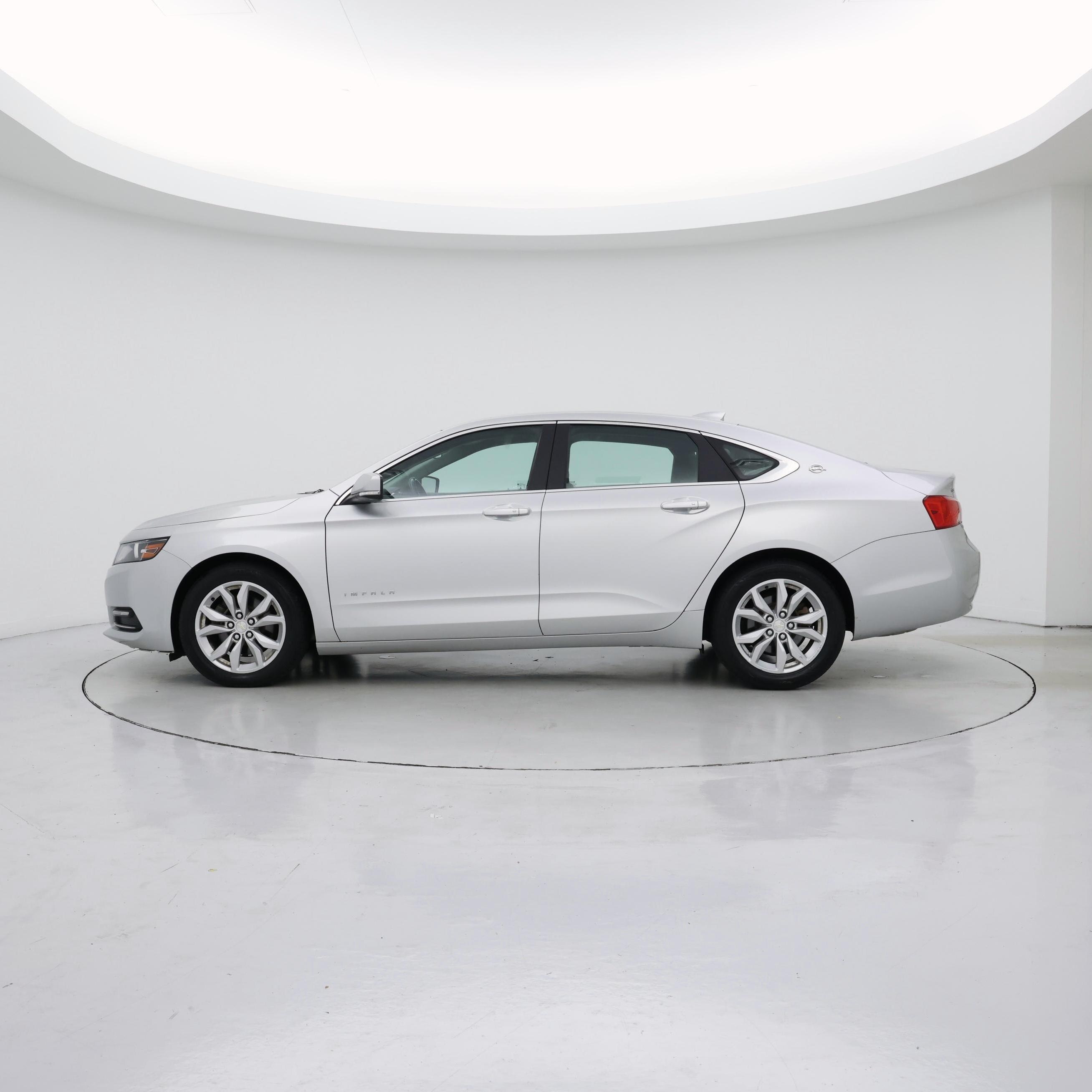 Thumbnail: 2019 Chevrolet Impala - 3