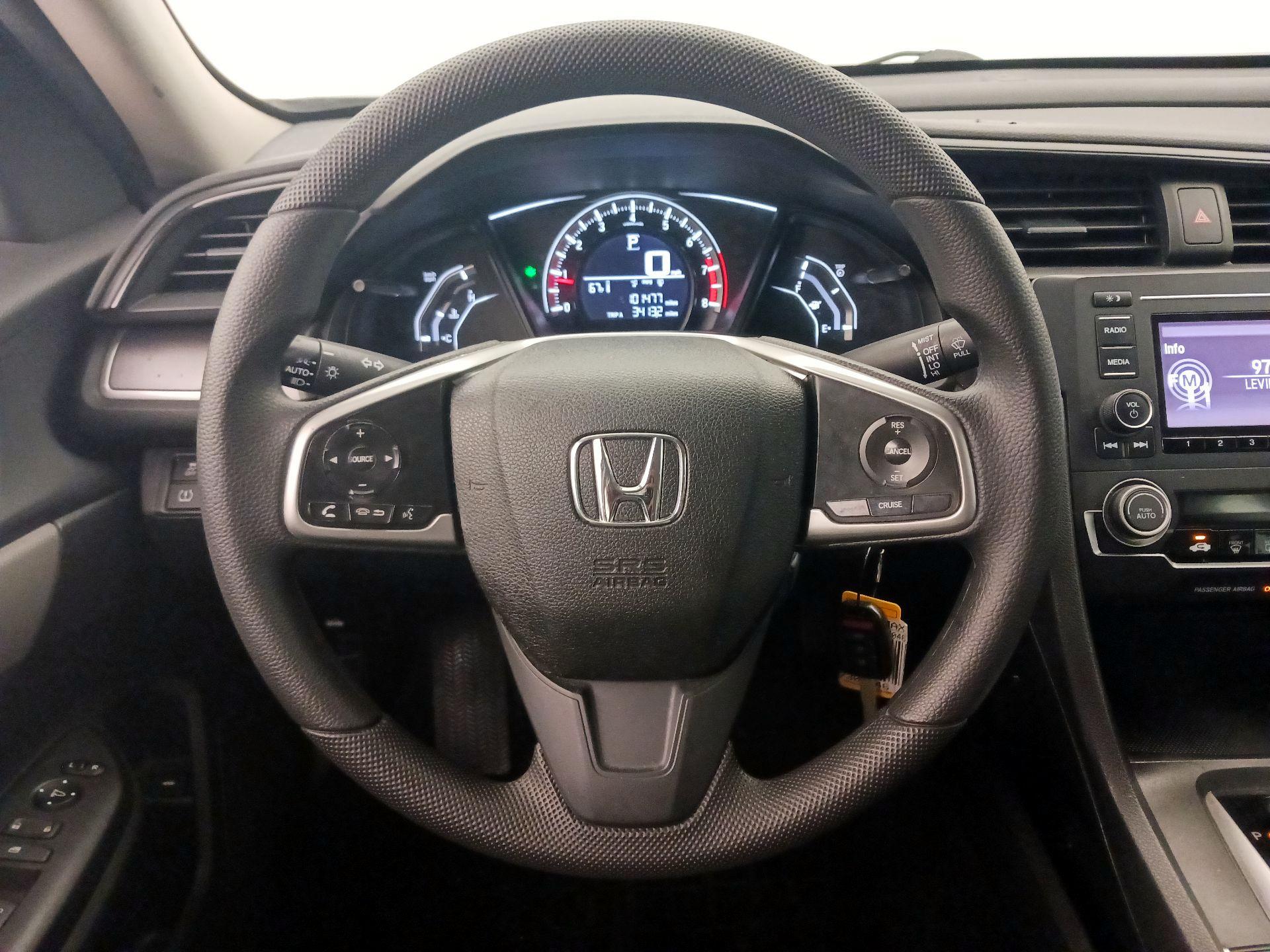 Thumbnail: 2016 Honda Civic - 10