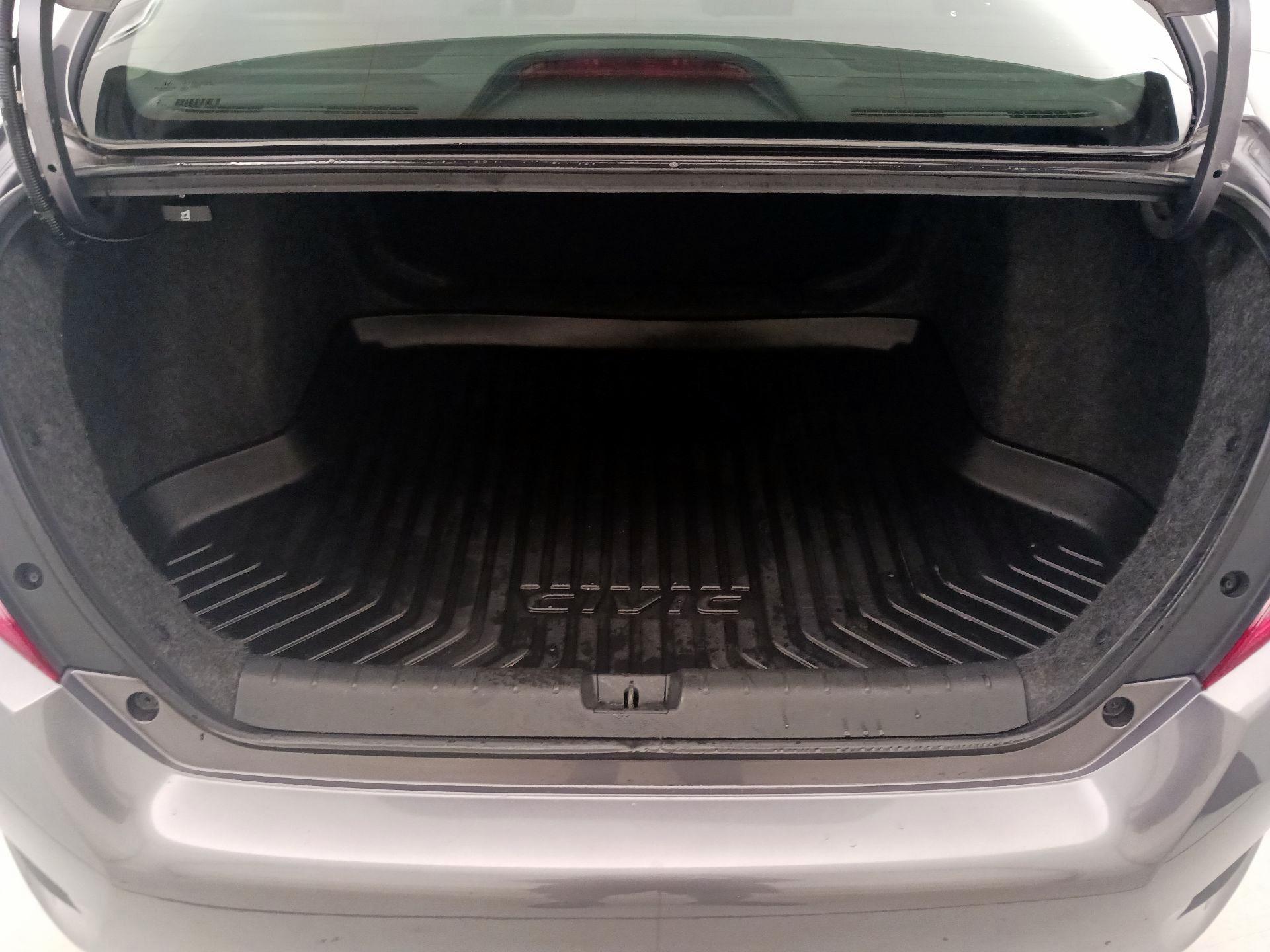 Thumbnail: 2016 Honda Civic - 20