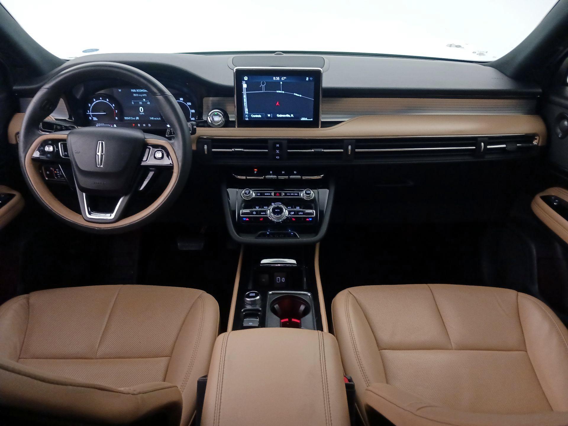 Thumbnail: 2020 Lincoln Corsair - 9