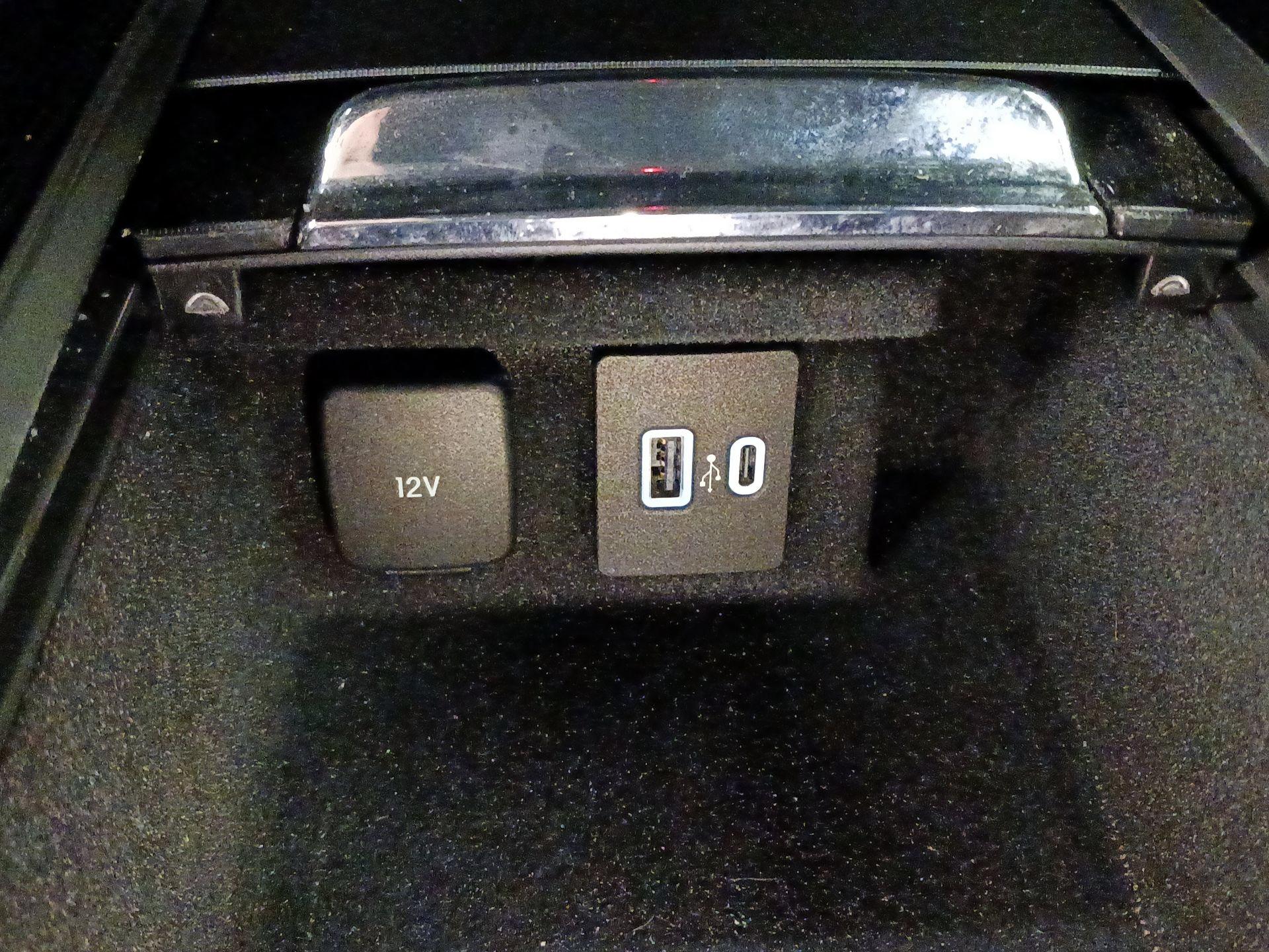 Thumbnail: 2020 Lincoln Corsair - 19