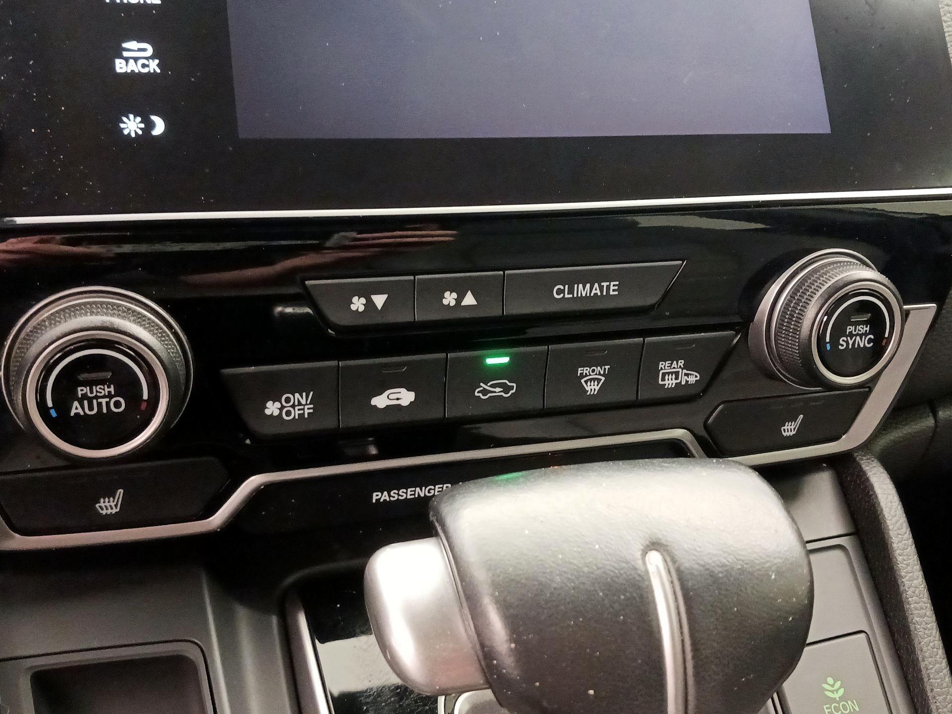Thumbnail: 2018 Honda CR-V - 17