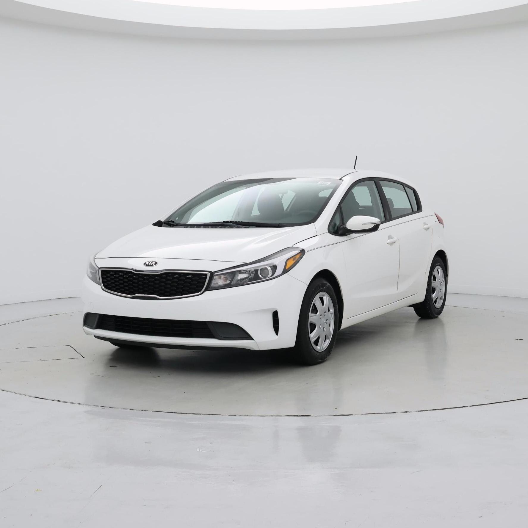 Thumbnail: 2017 Kia Forte - 4
