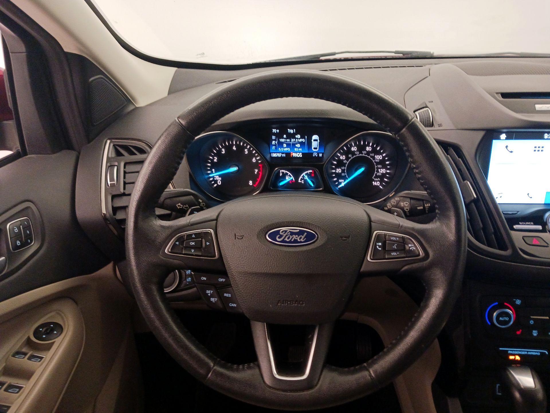 Thumbnail: 2017 Ford Escape - 10