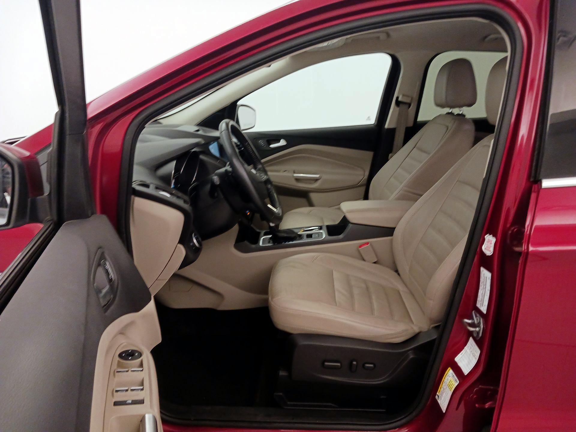 Thumbnail: 2017 Ford Escape - 11