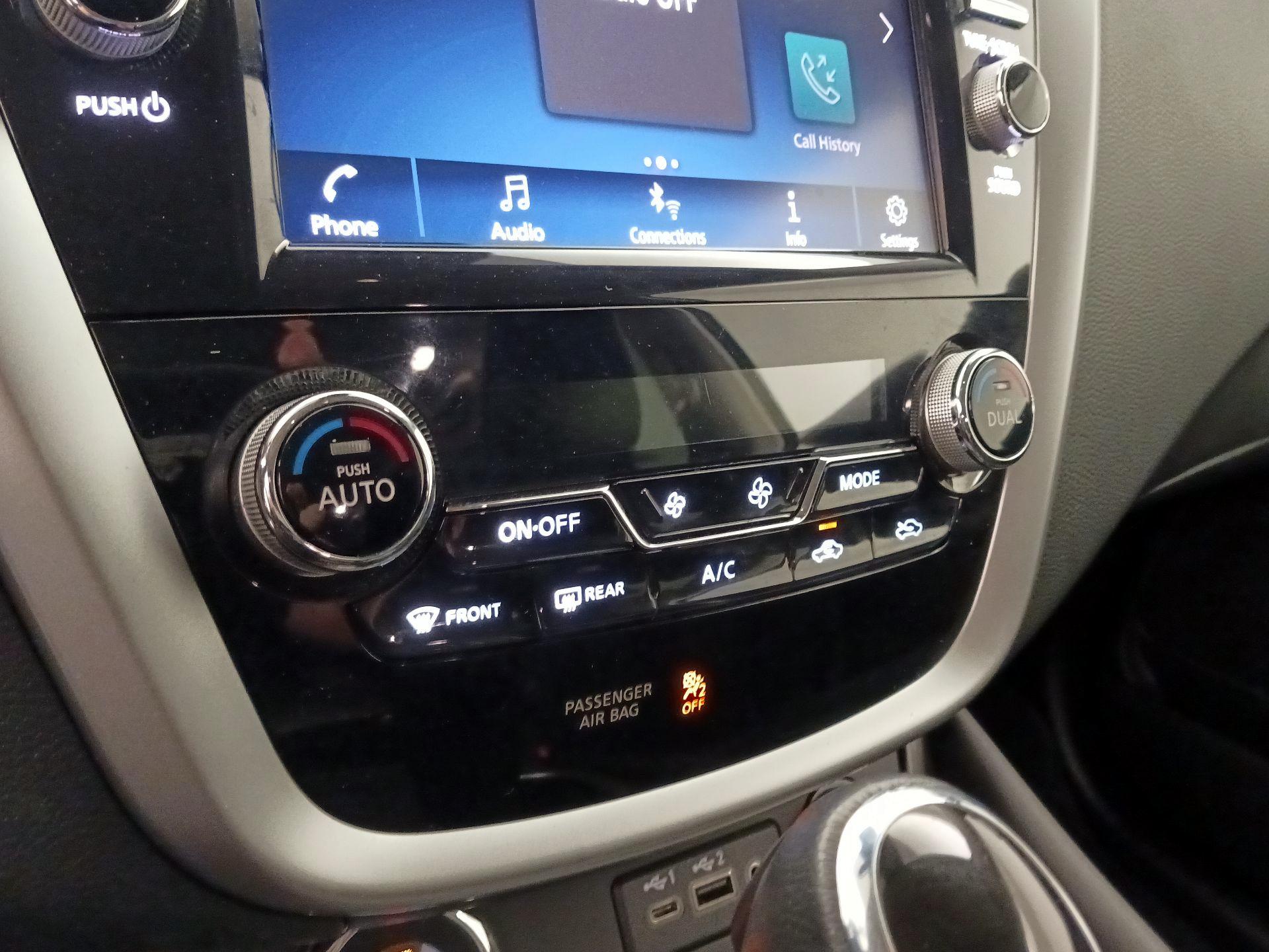 Thumbnail: 2021 Nissan Murano - 16