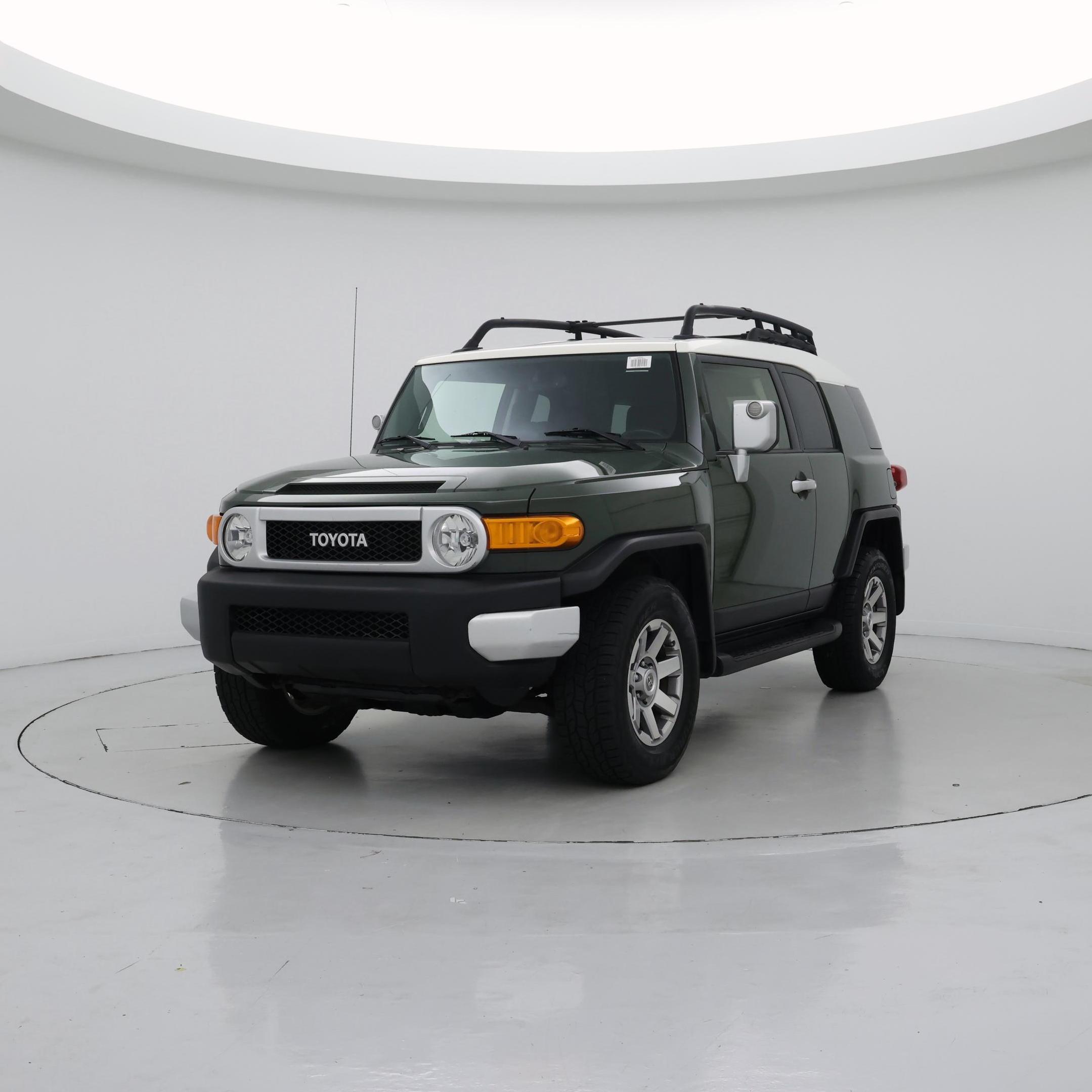 Thumbnail: 2014 Toyota FJ Cruiser - 4
