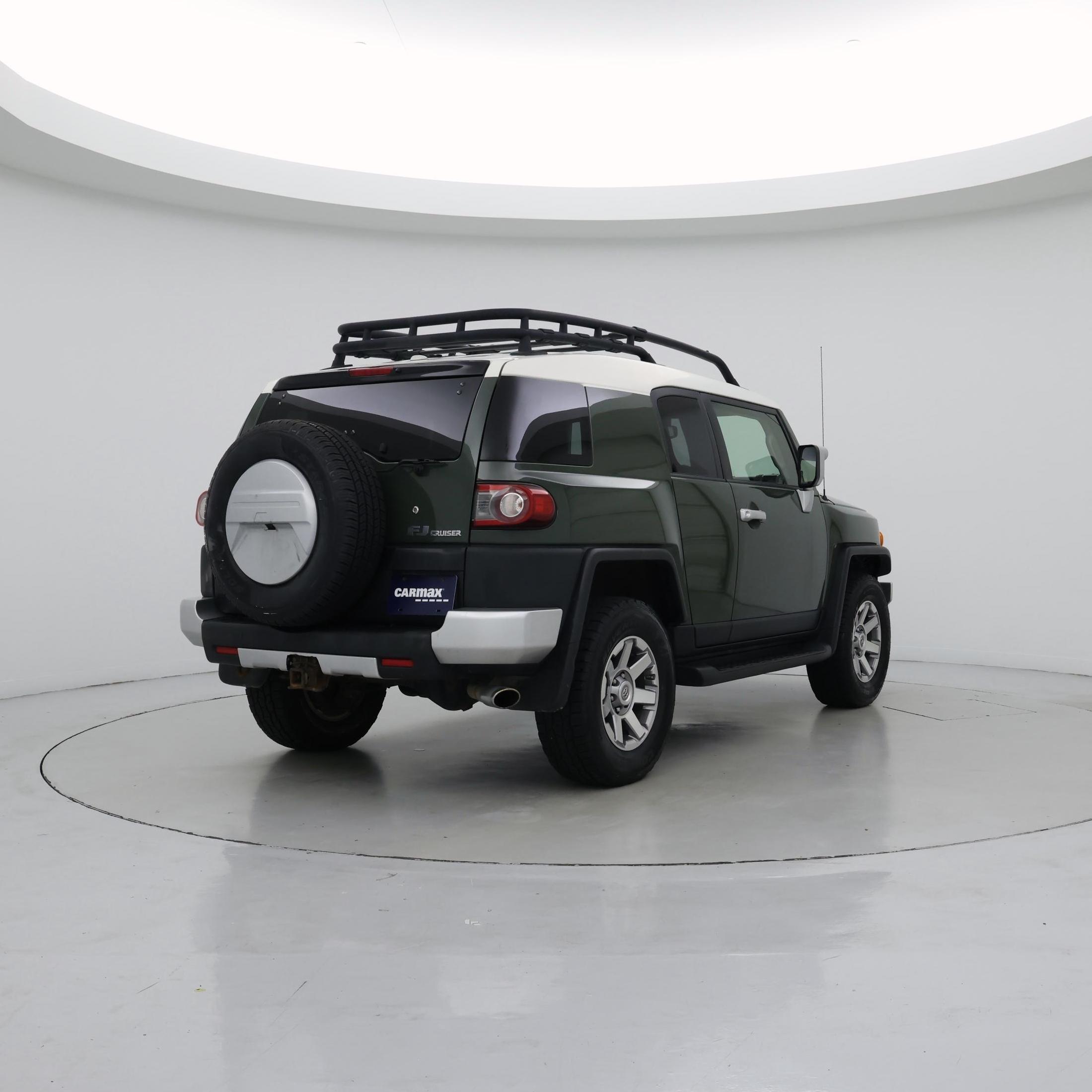 Thumbnail: 2014 Toyota FJ Cruiser - 8