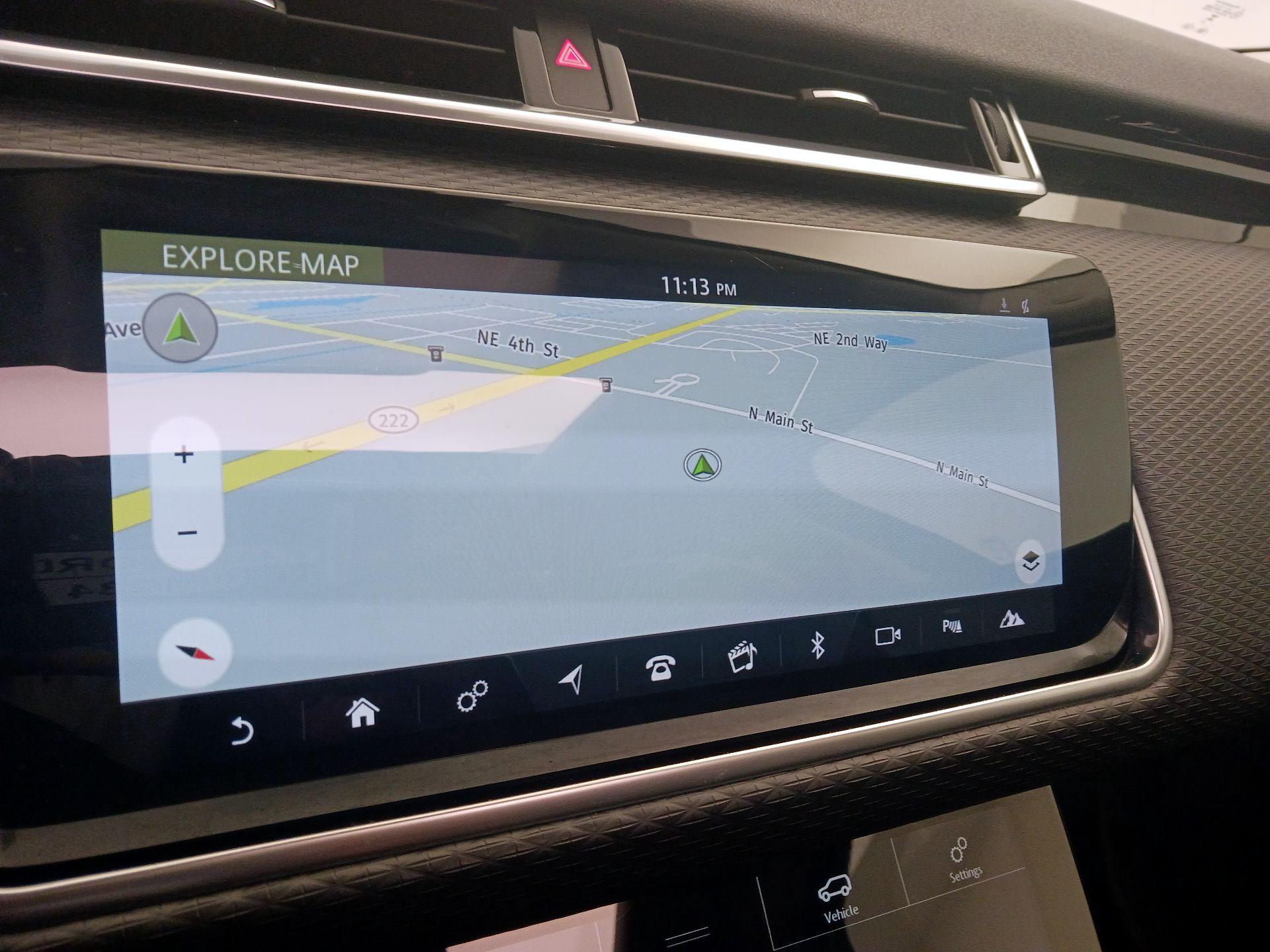 Thumbnail: 2018 Land Rover Range Rover Velar - 14