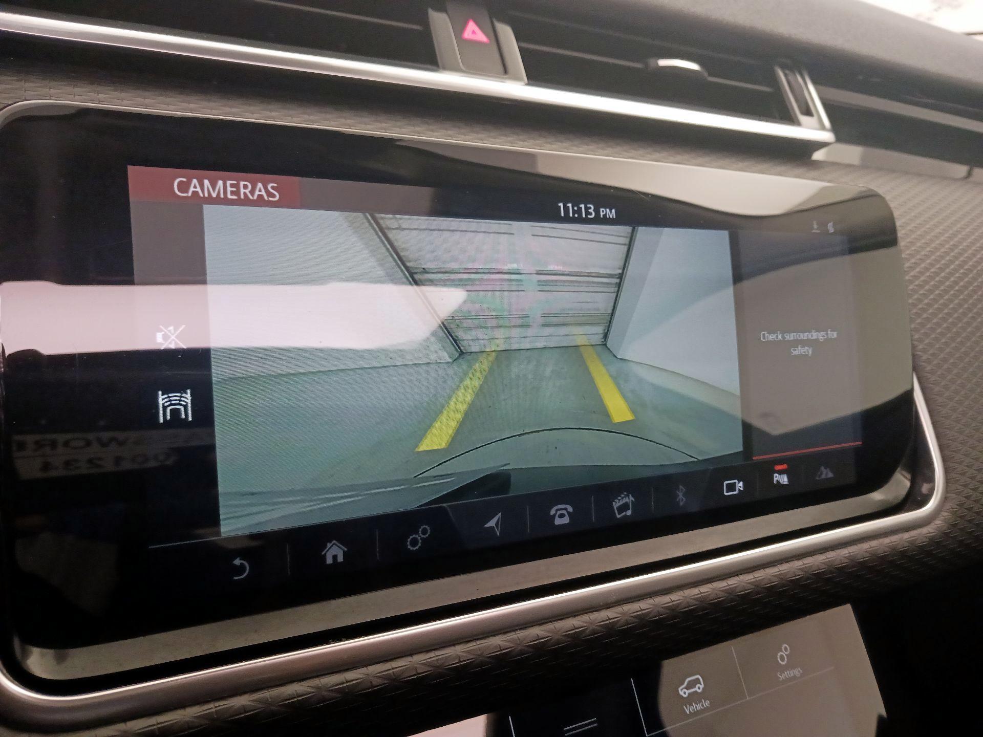 Thumbnail: 2018 Land Rover Range Rover Velar - 15