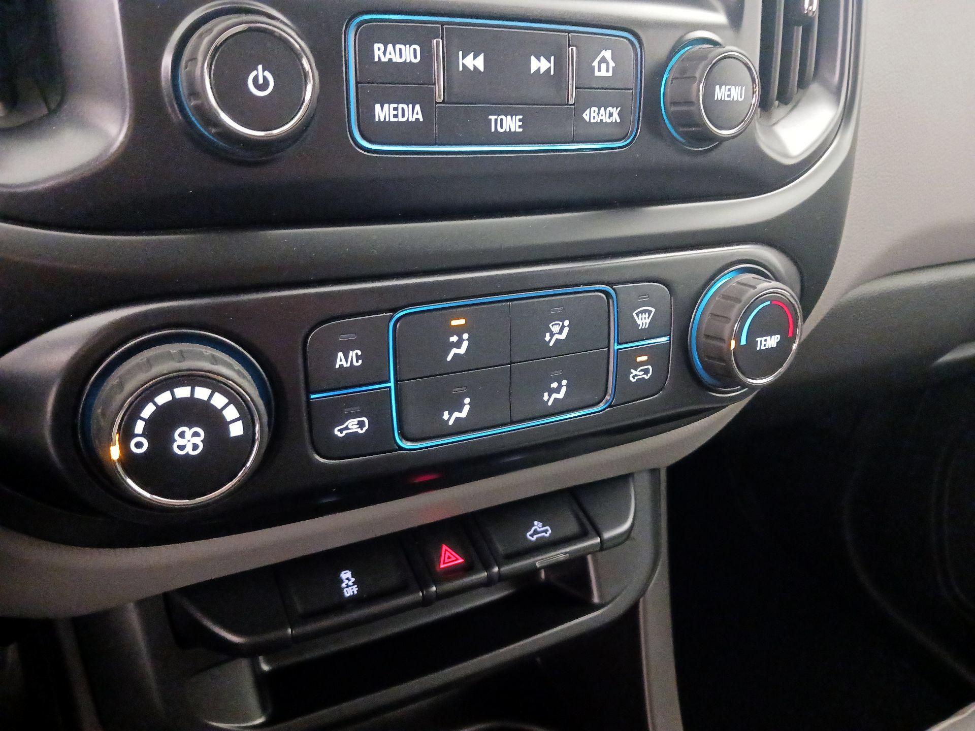 Thumbnail: 2016 Chevrolet Colorado - 16