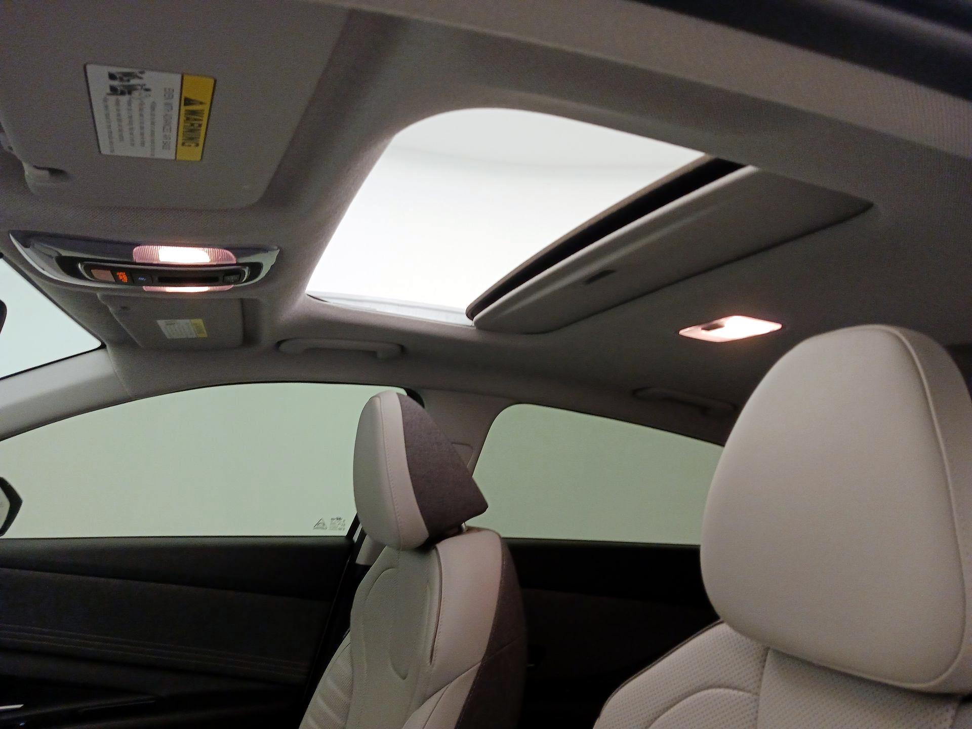 Thumbnail: 2024 Hyundai Elantra - 20