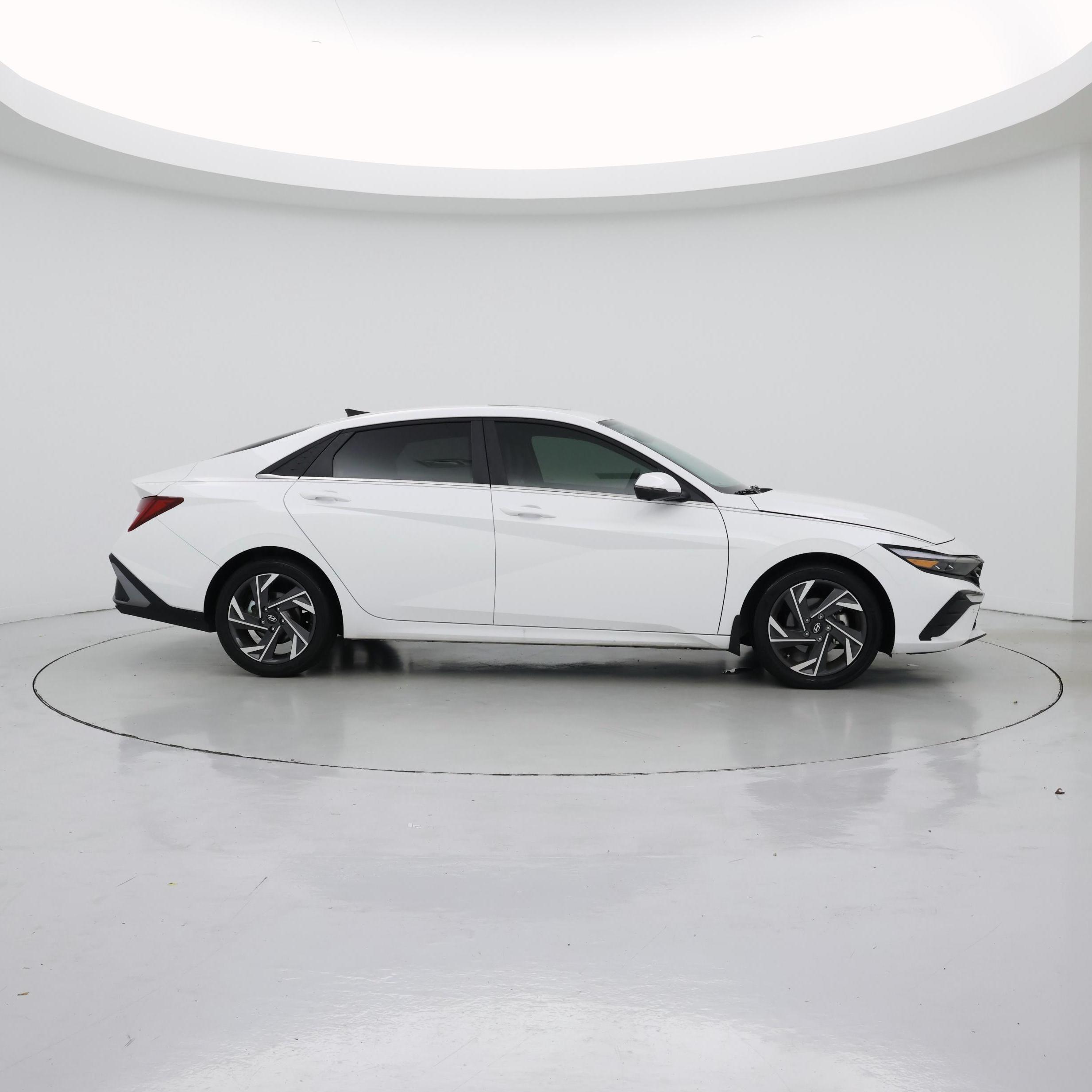 Thumbnail: 2024 Hyundai Elantra - 7