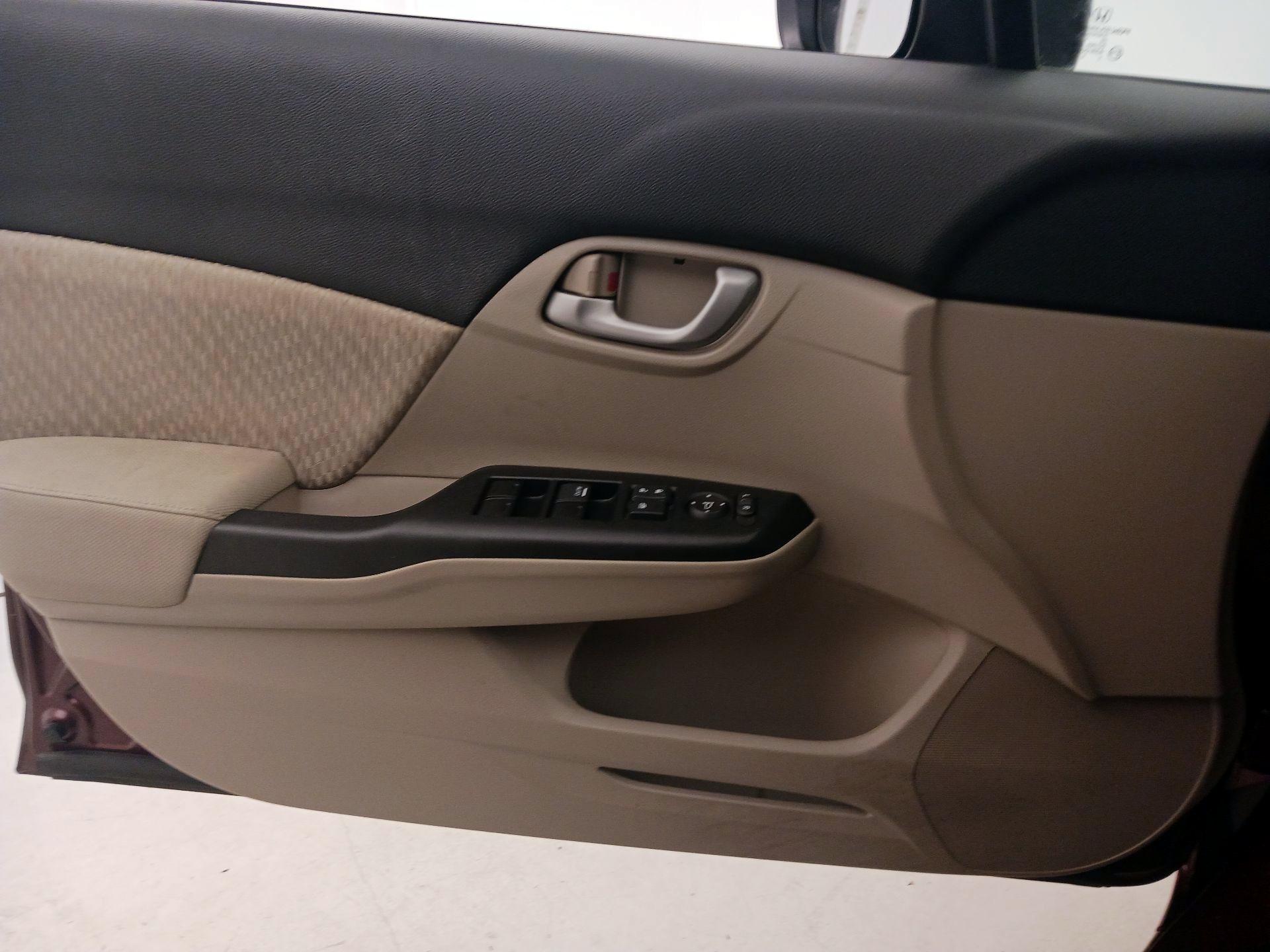 Thumbnail: 2015 Honda Civic - 12