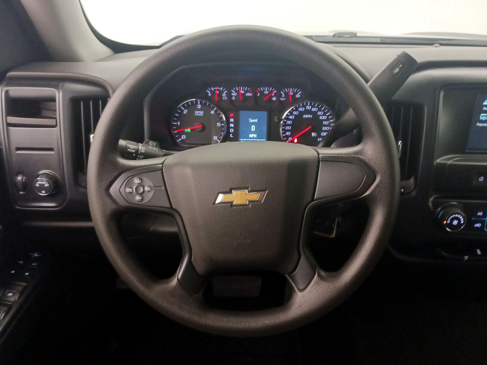 Thumbnail: 2018 Chevrolet Silverado 1500 - 10
