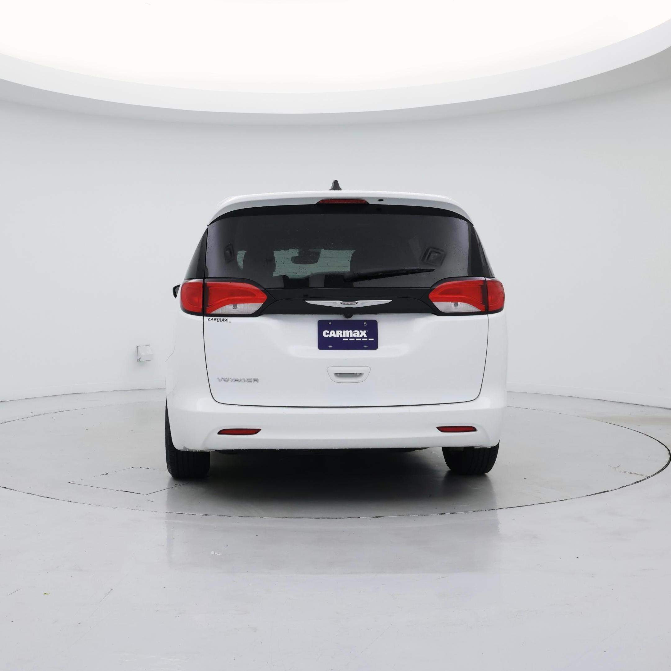 Thumbnail: 2023 Chrysler Voyager - 6