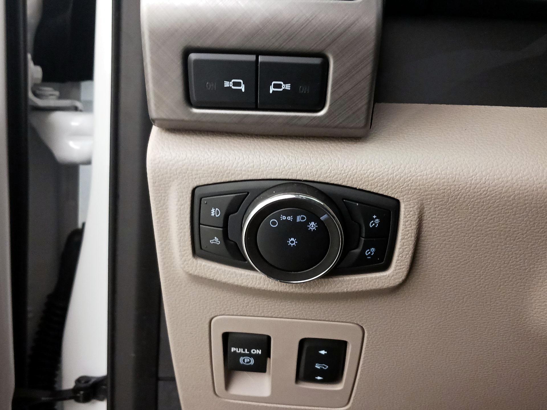 Thumbnail: 2020 Ford F-150 - 13