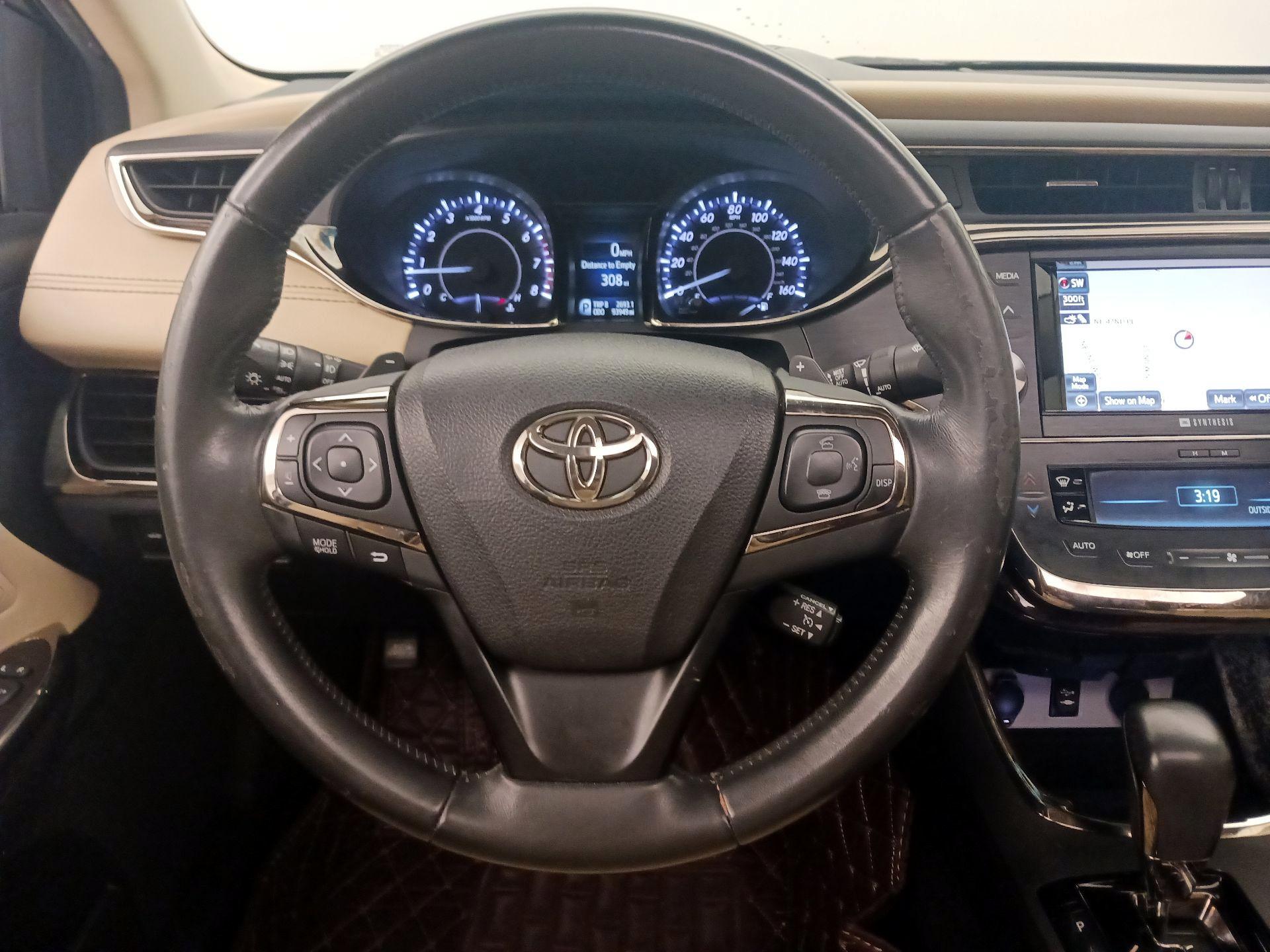 Thumbnail: 2014 Toyota Avalon - 10