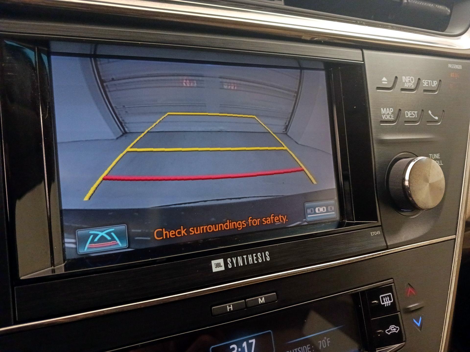 Thumbnail: 2014 Toyota Avalon - 15