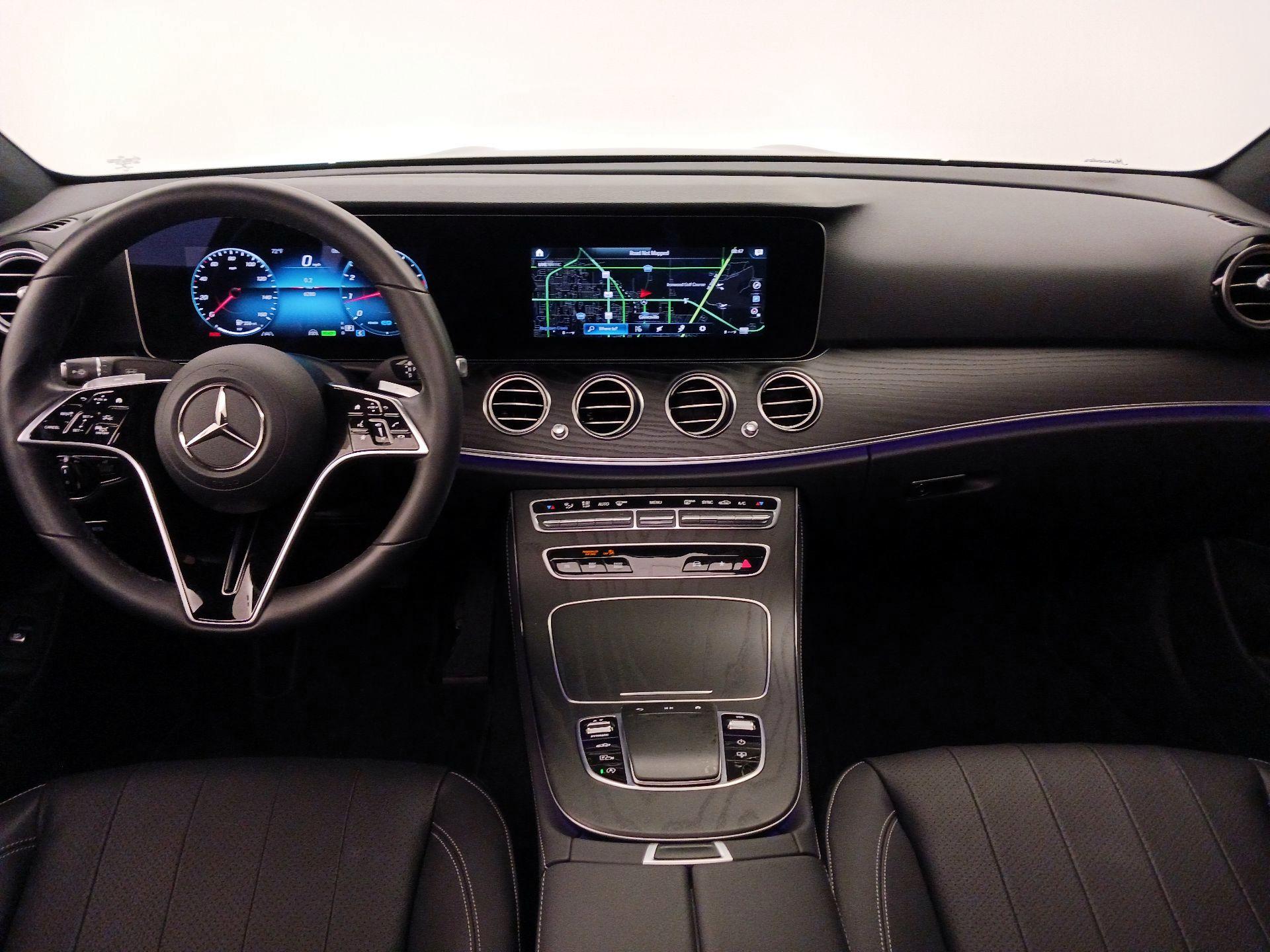 Thumbnail: 2022 Mercedes-Benz E-Class - 9