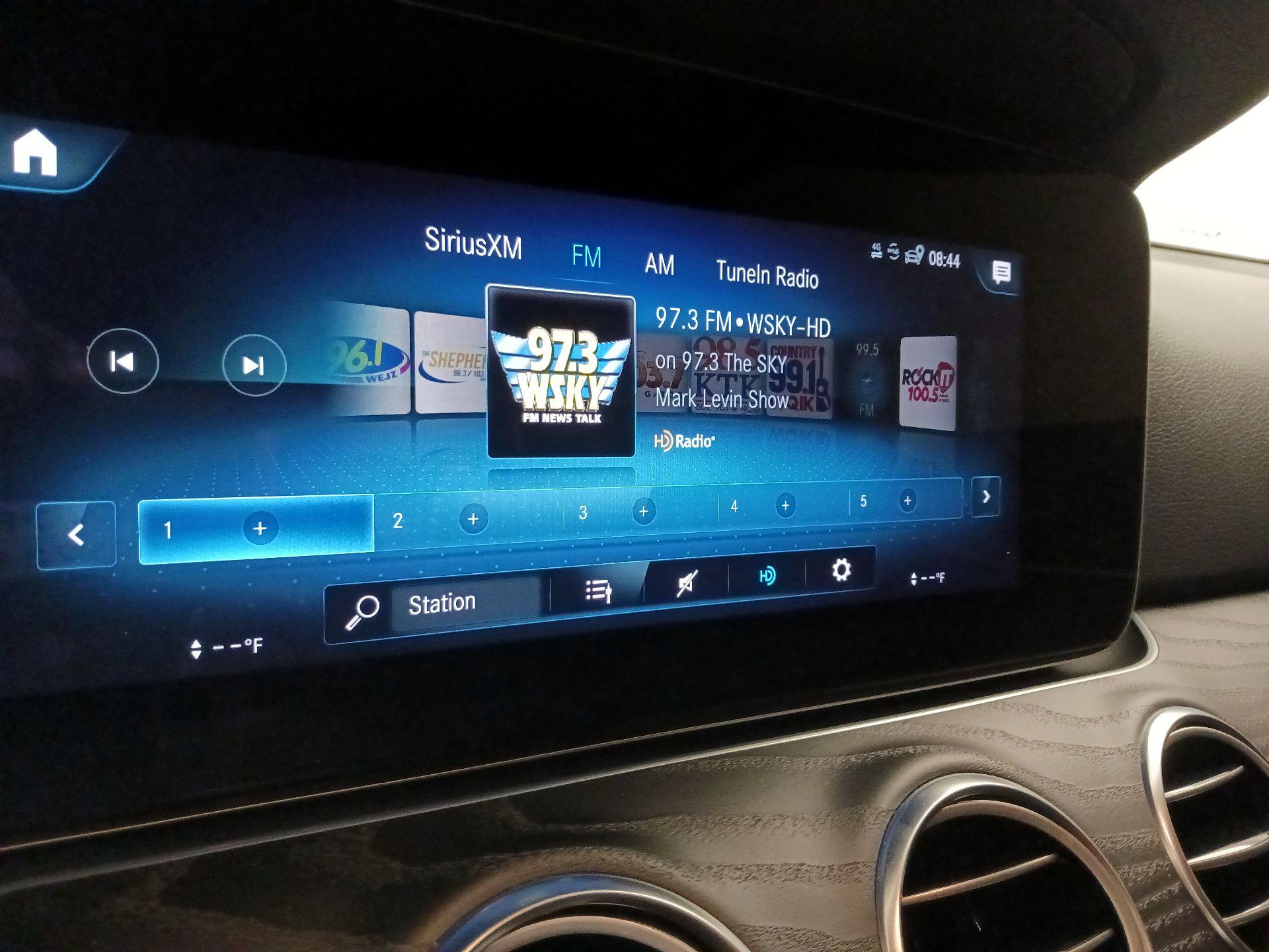 Thumbnail: 2022 Mercedes-Benz E-Class - 16