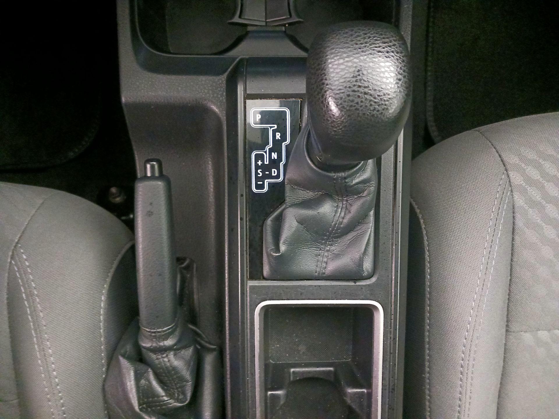 Thumbnail: 2022 Toyota Tacoma - 17