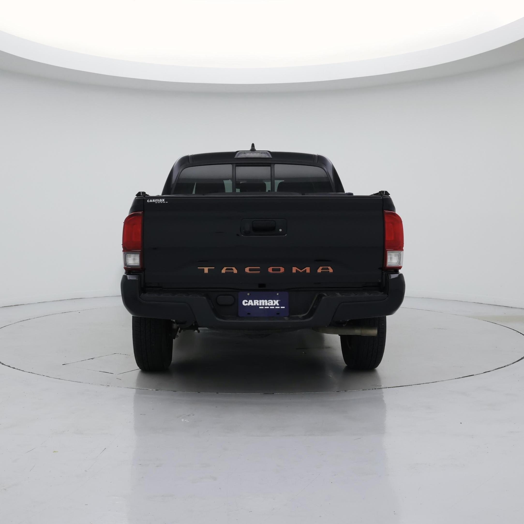 Thumbnail: 2022 Toyota Tacoma - 6