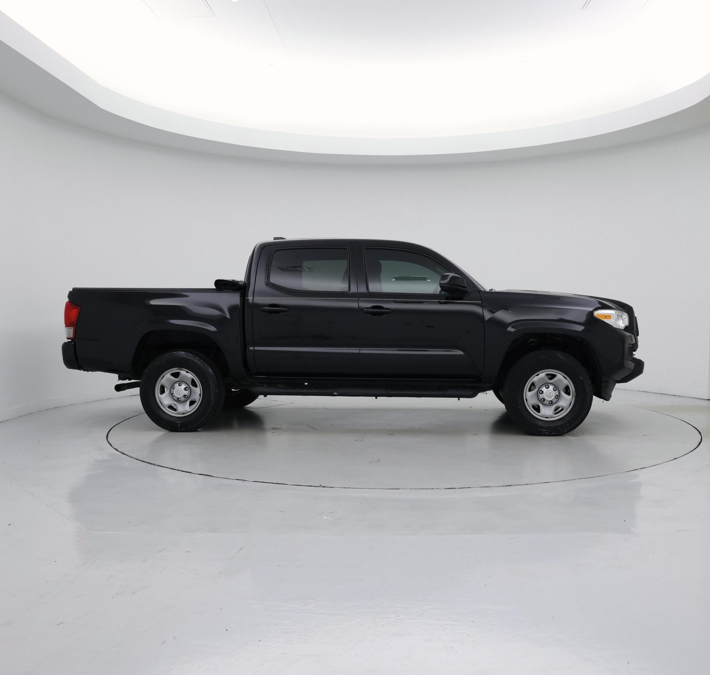 Thumbnail: 2022 Toyota Tacoma - 7