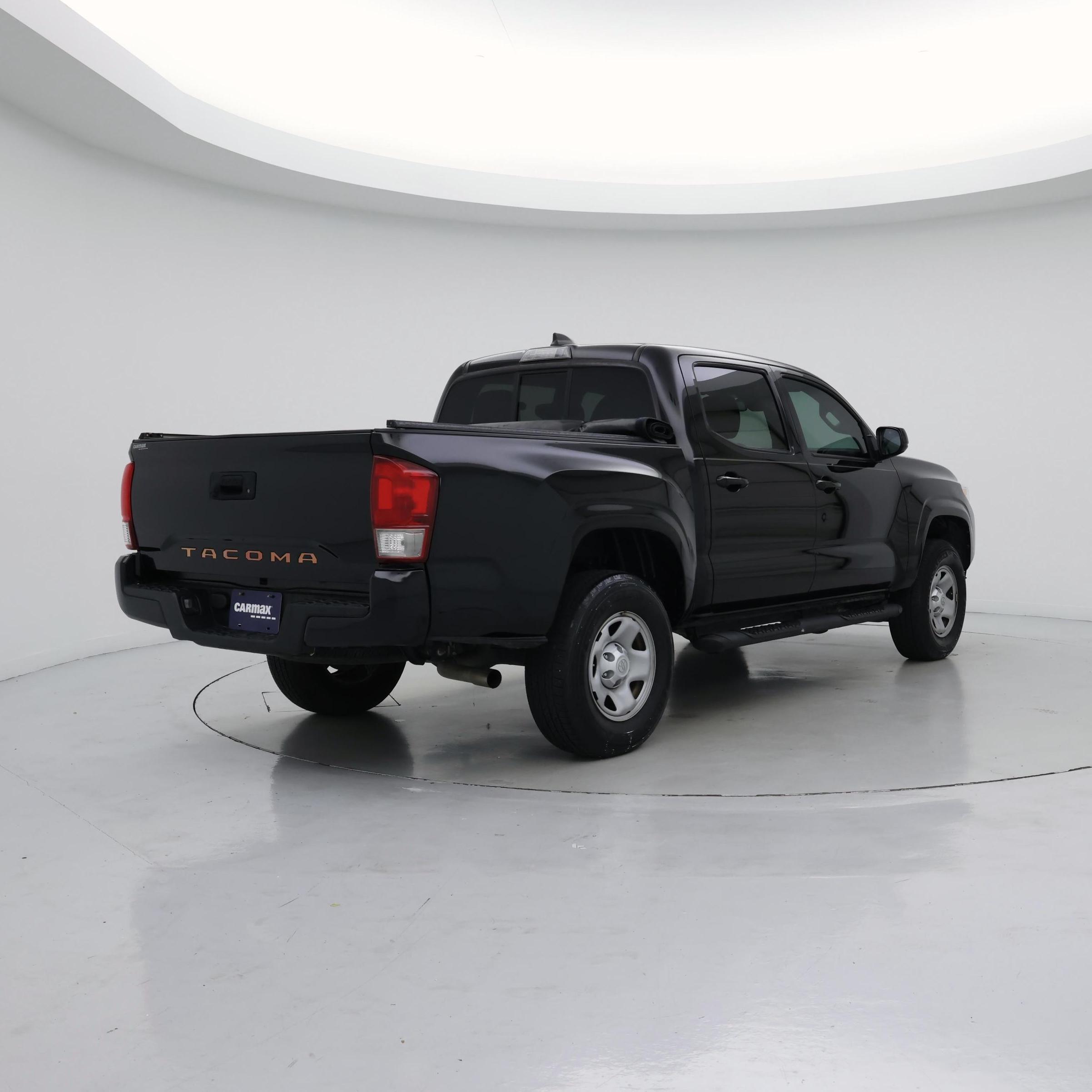 Thumbnail: 2022 Toyota Tacoma - 8