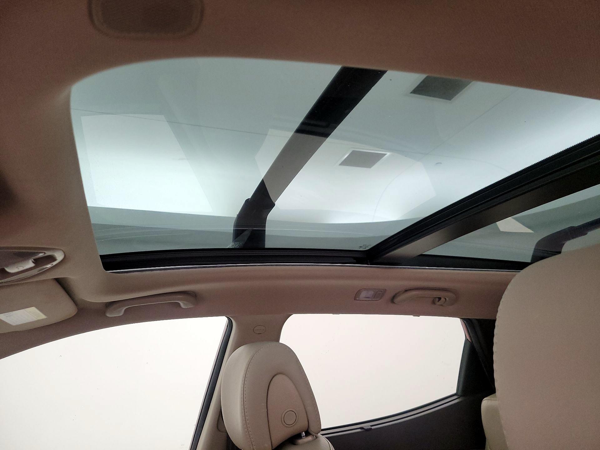 Thumbnail: 2014 Hyundai Santa Fe - 20