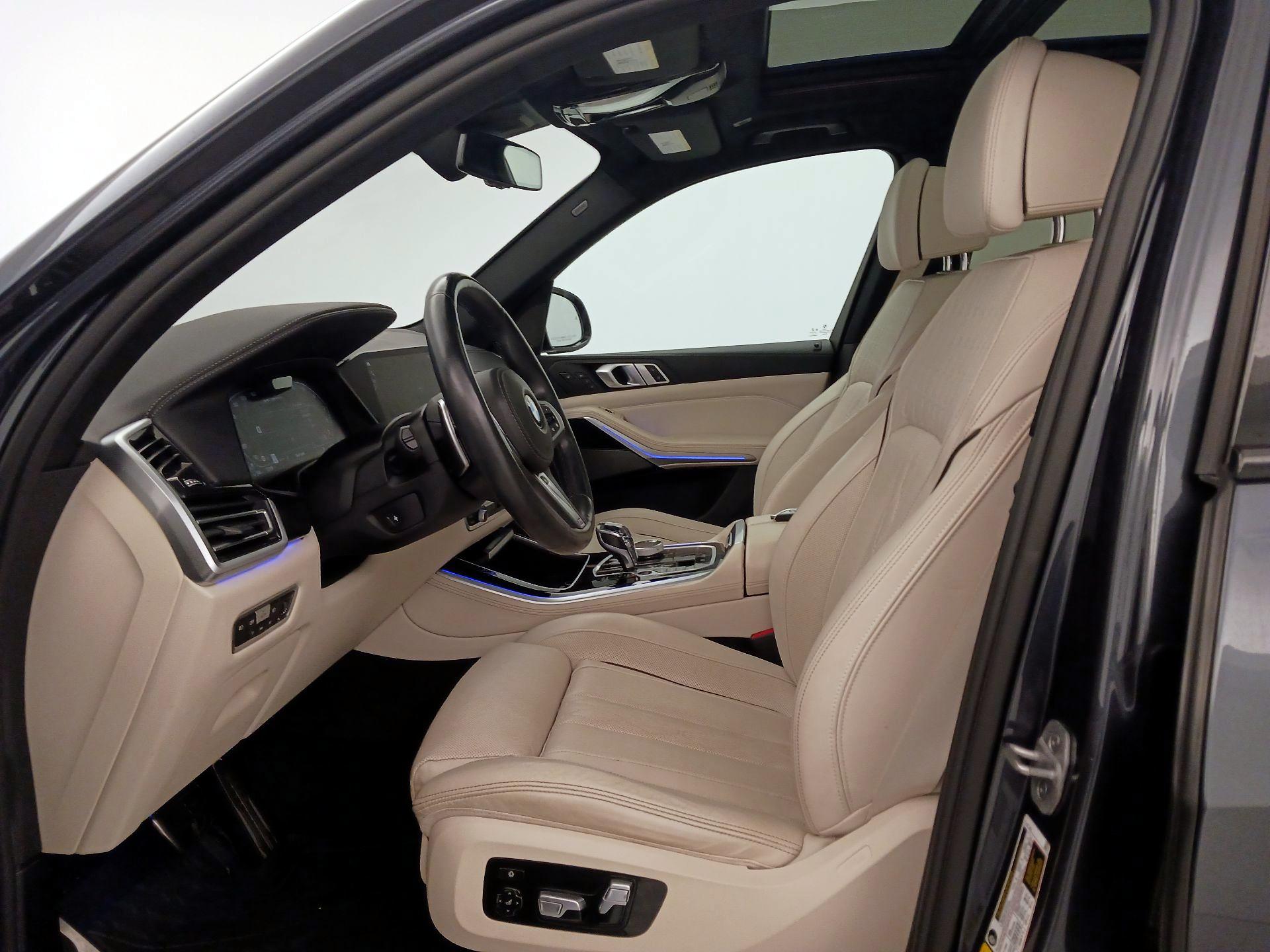 Thumbnail: 2021 BMW X5 - 11