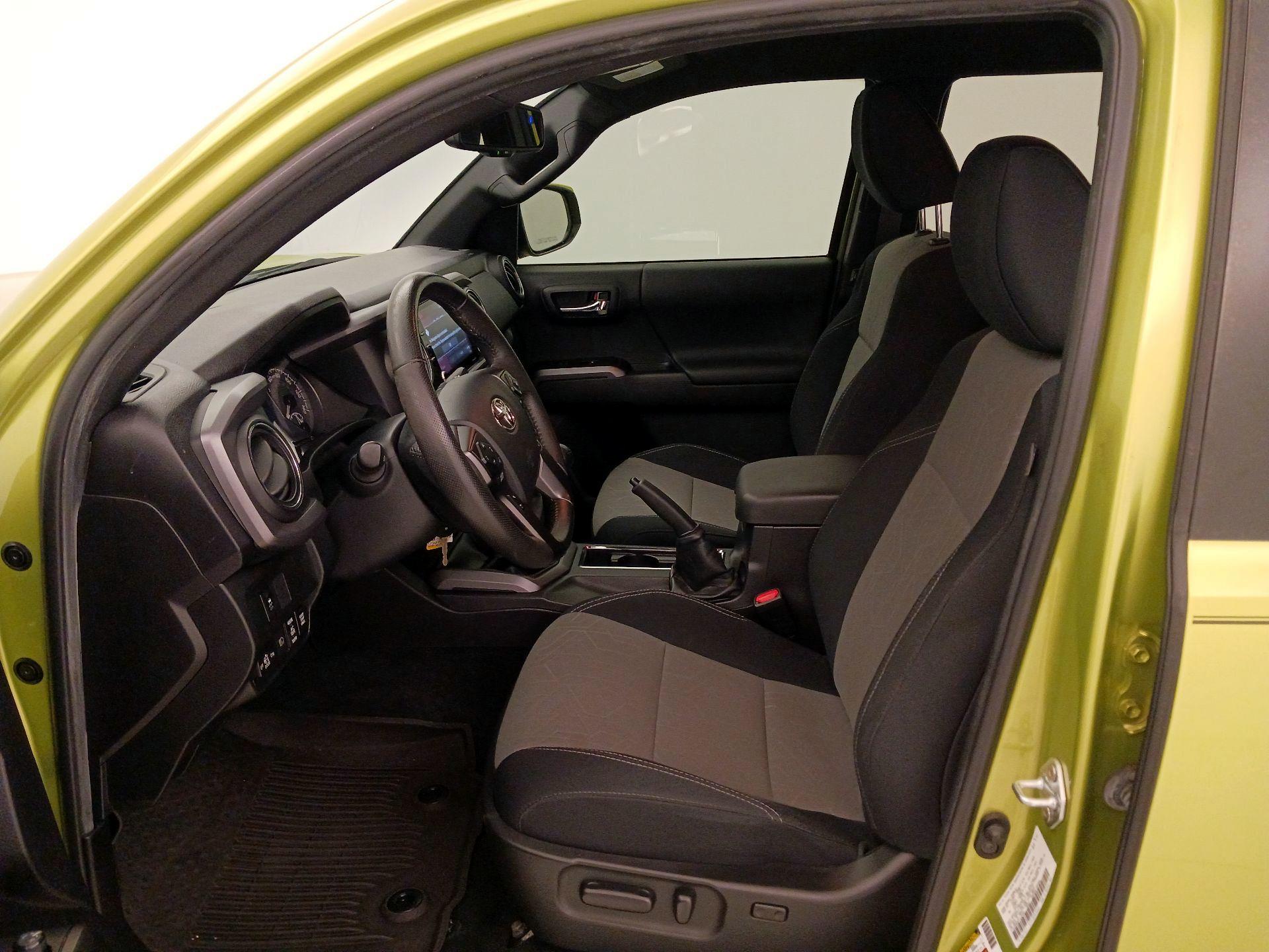 Thumbnail: 2023 Toyota Tacoma - 11