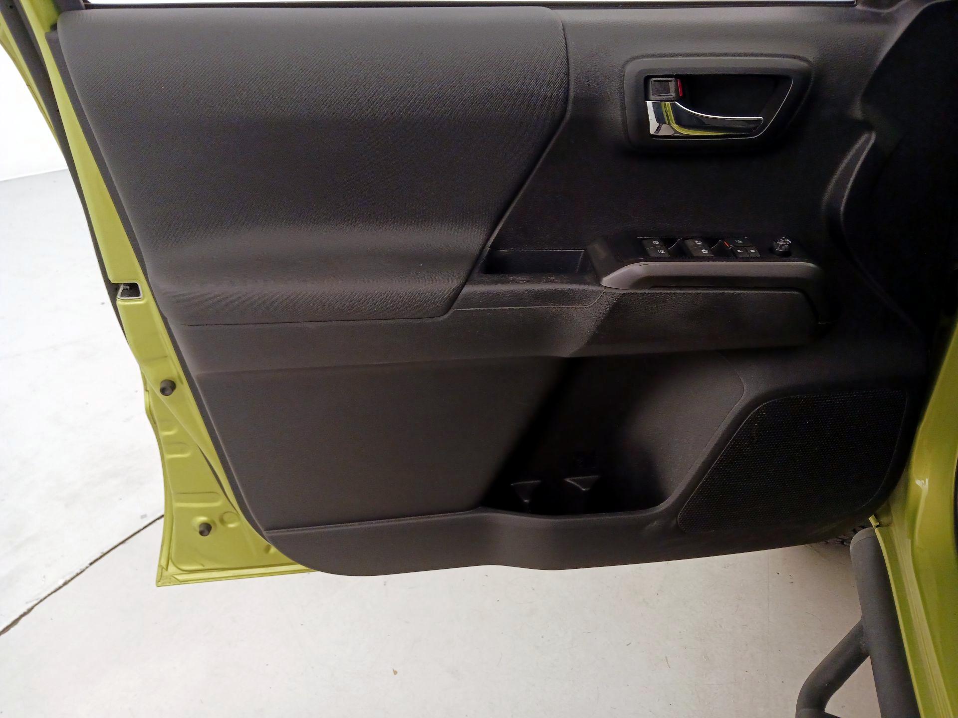 Thumbnail: 2023 Toyota Tacoma - 12