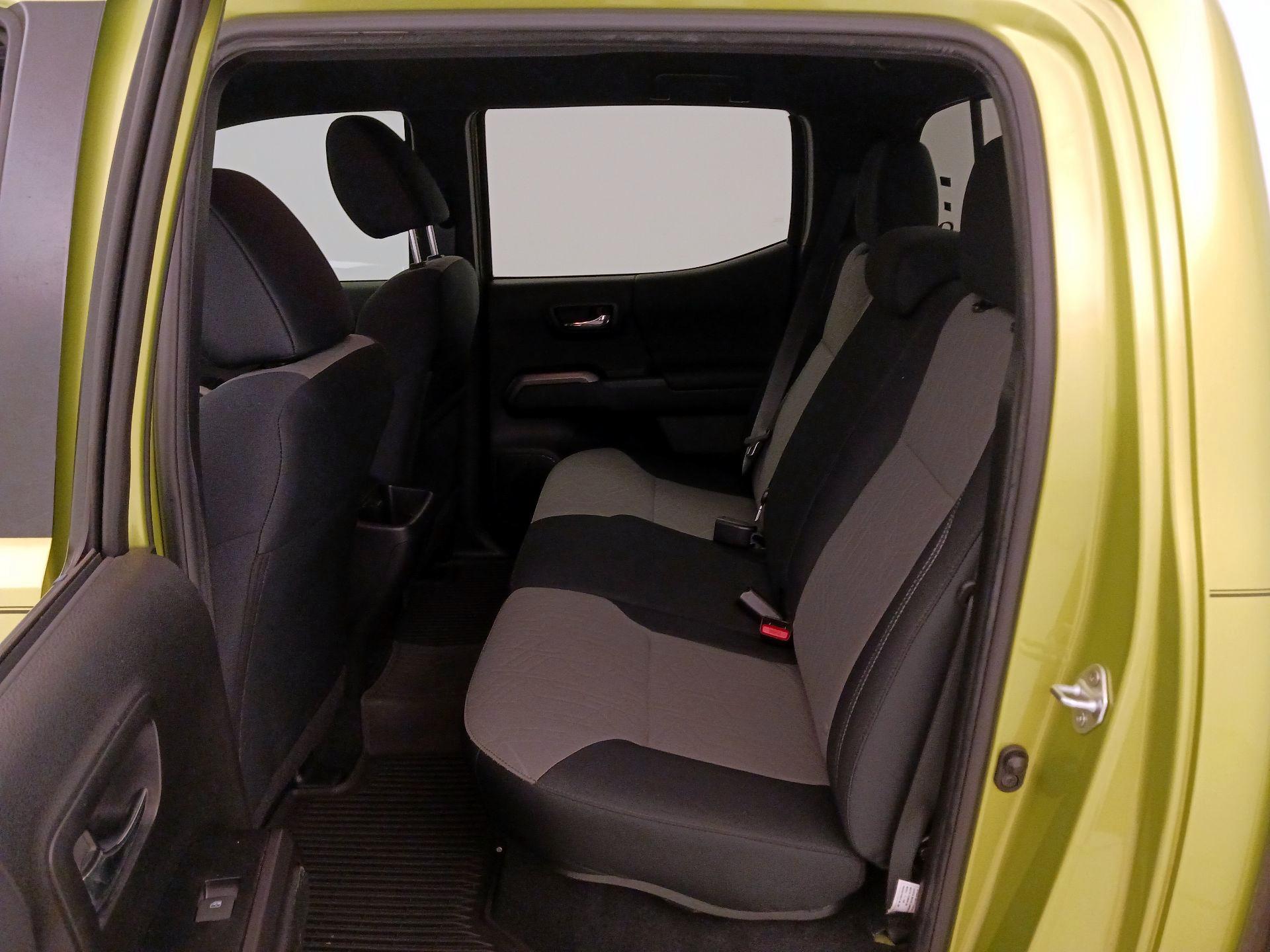 Thumbnail: 2023 Toyota Tacoma - 19