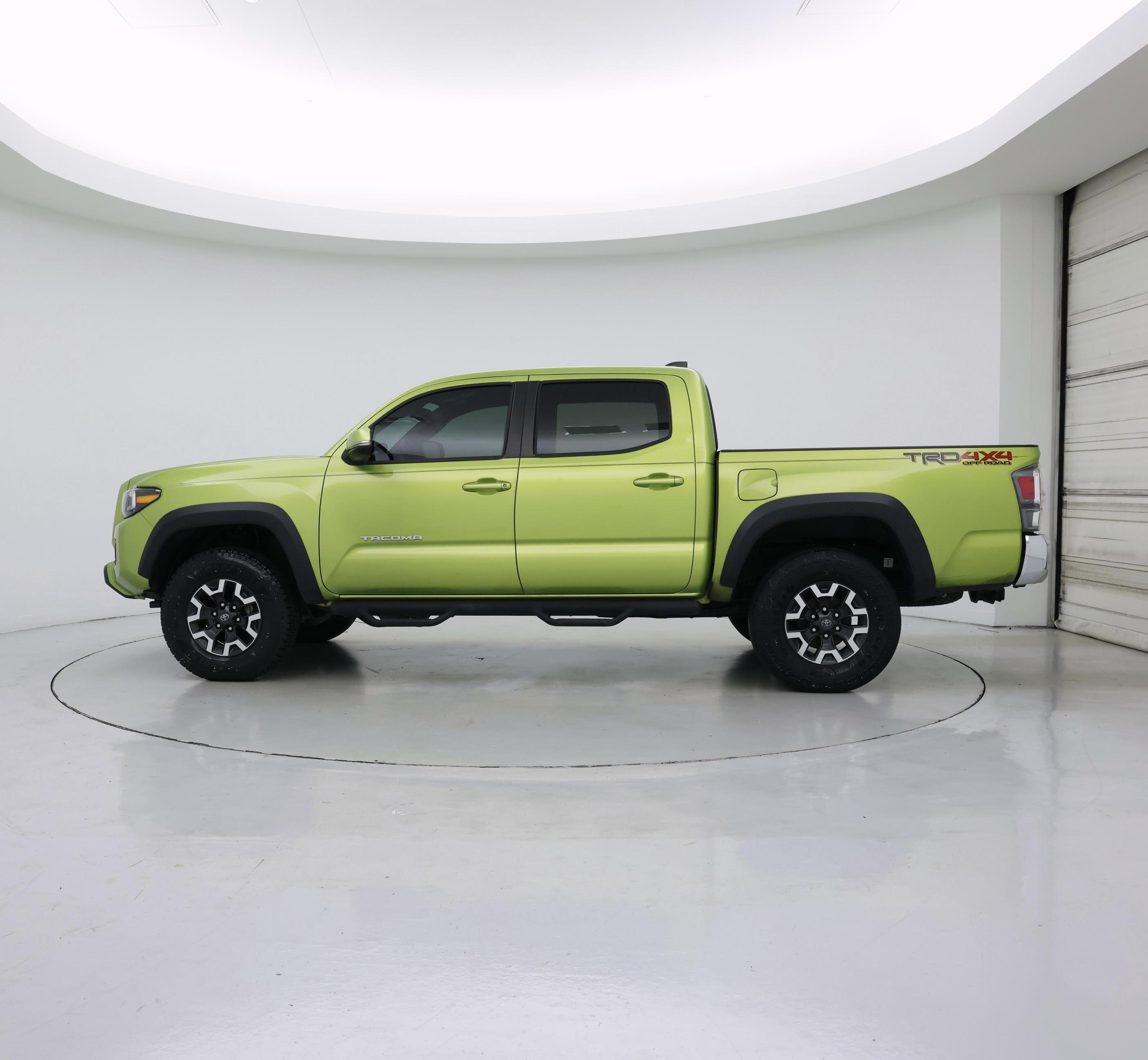 Thumbnail: 2023 Toyota Tacoma - 3
