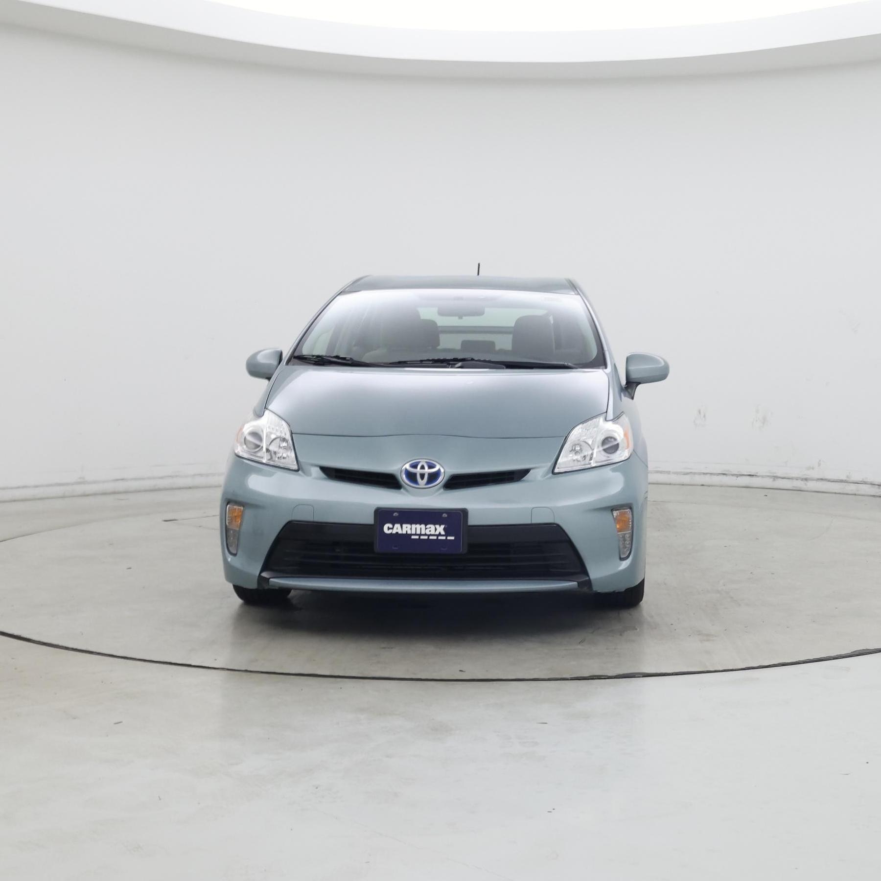 Thumbnail: 2015 Toyota Prius - 5